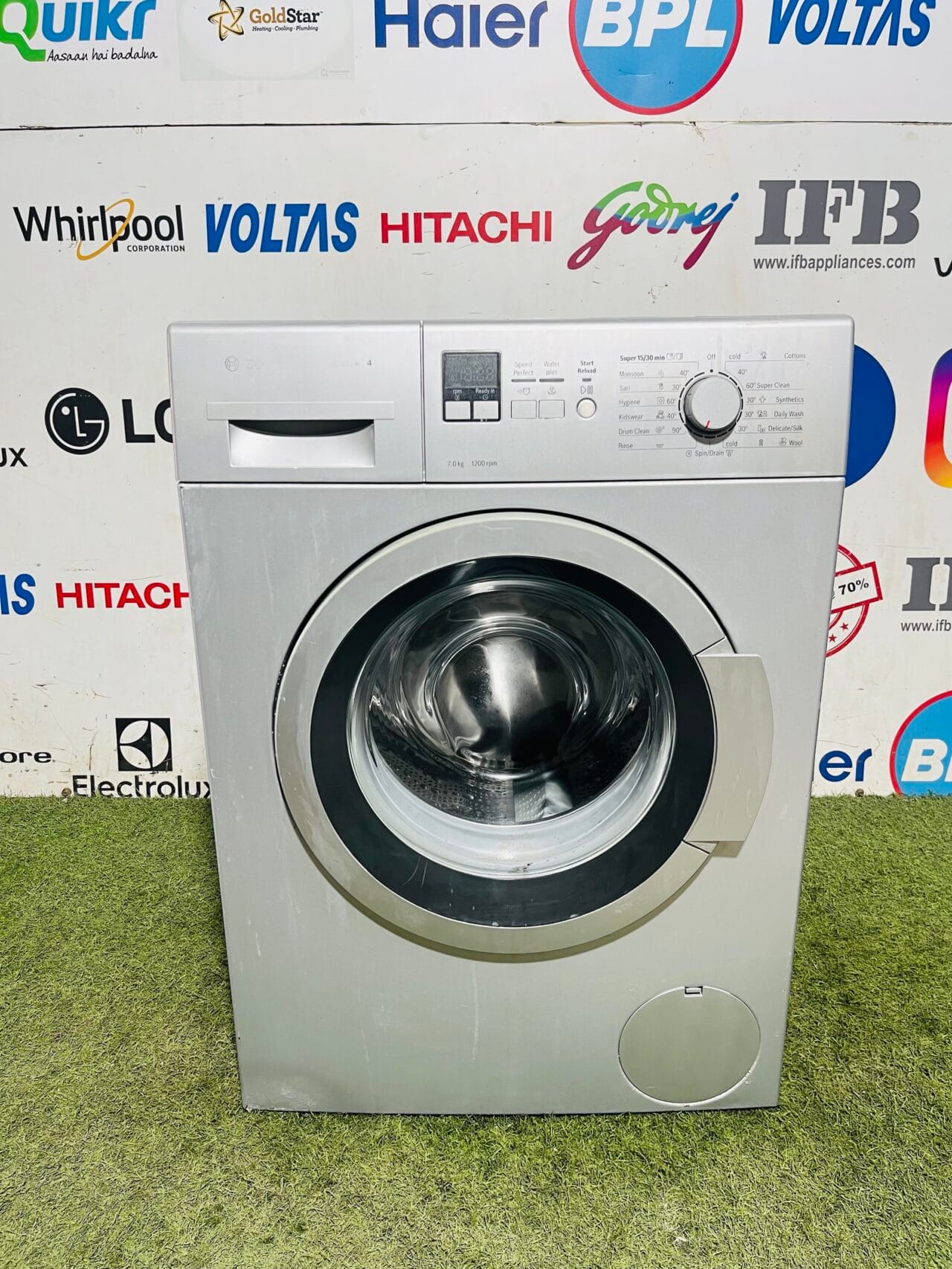 Bosch series 4 silver in colour with 1200 rpm 7 kg fully automatic used front load washing machine at affordable prices