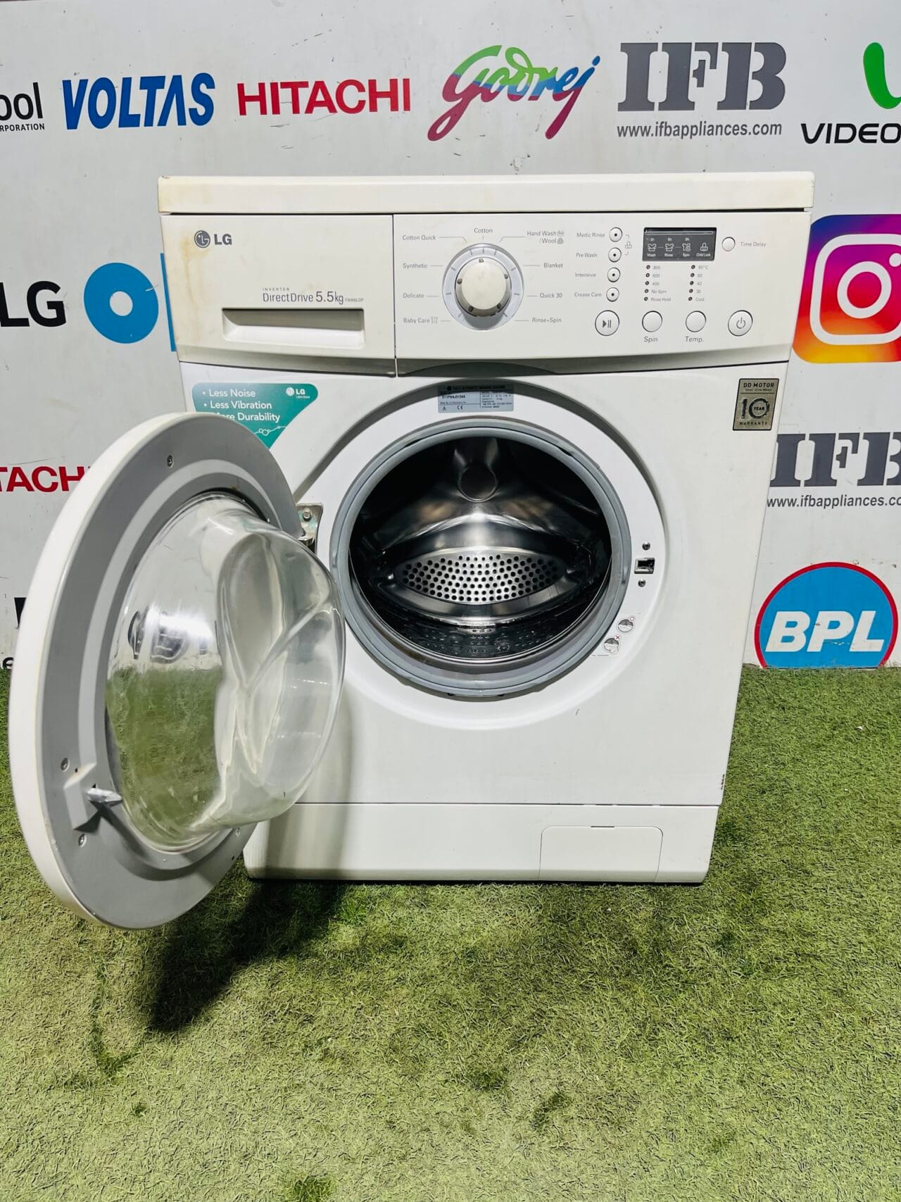 LG digital inverter direct drive with less noise and vibration White in colour 5.5 KG fully automatic front load washing machine - Image 3