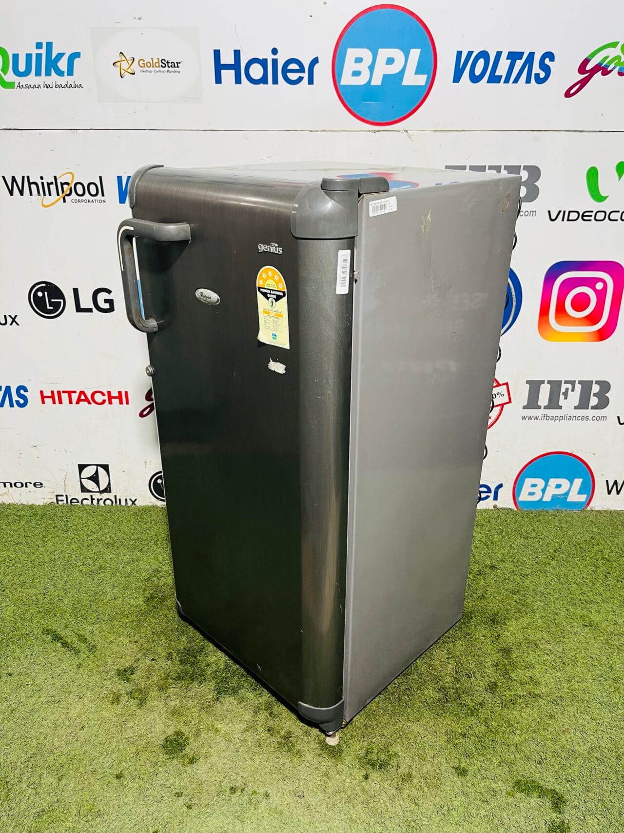 Whirlpool ice magic 5 star energy rating inbuilt stabiliser 180 ltr grey in colour used single door refrigerator - Image 5