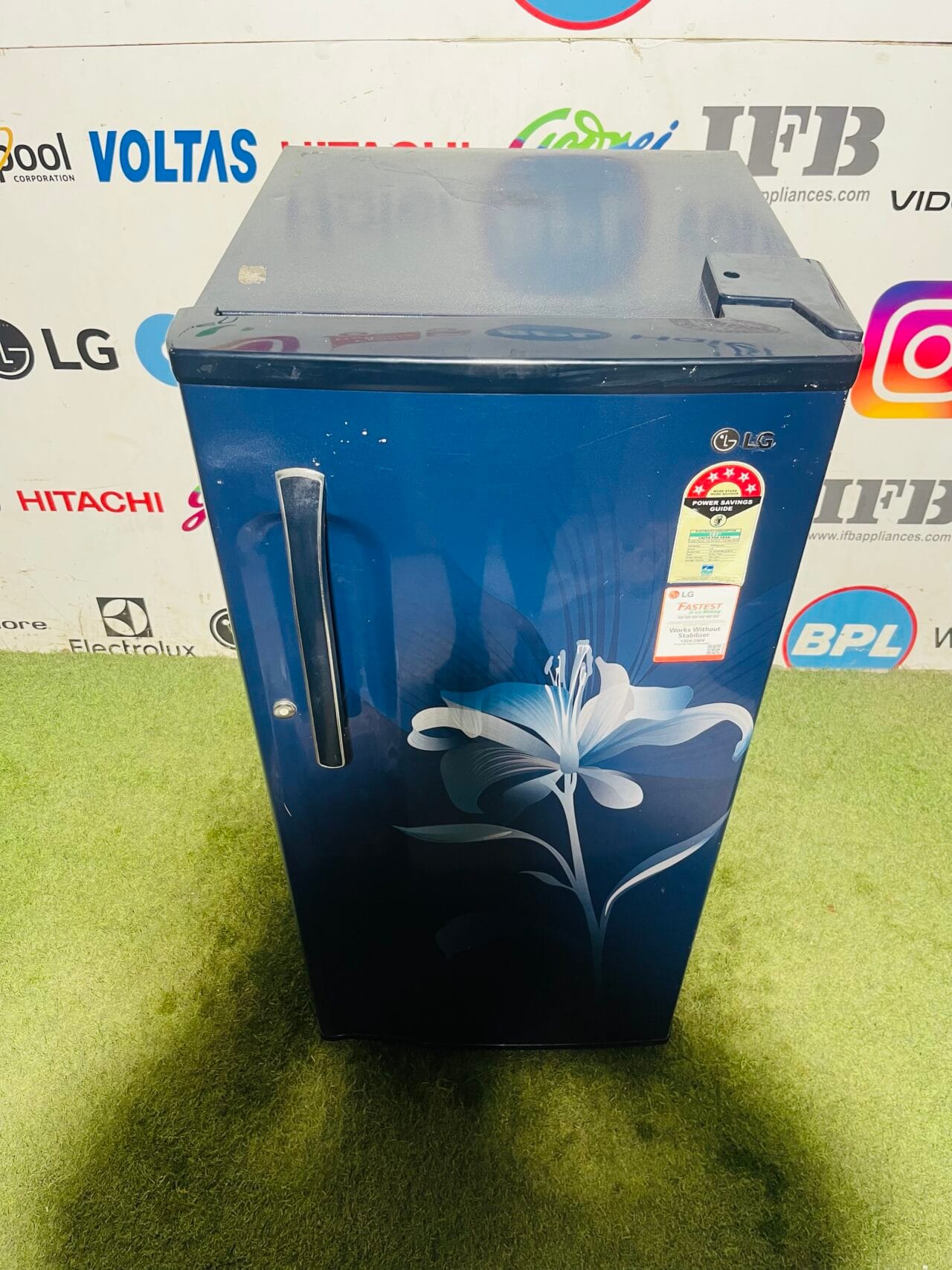 Lg 5 star energy rating inbuilt stabiliser blue flower model 190 ltr gently used single door refrigerator - Image 2