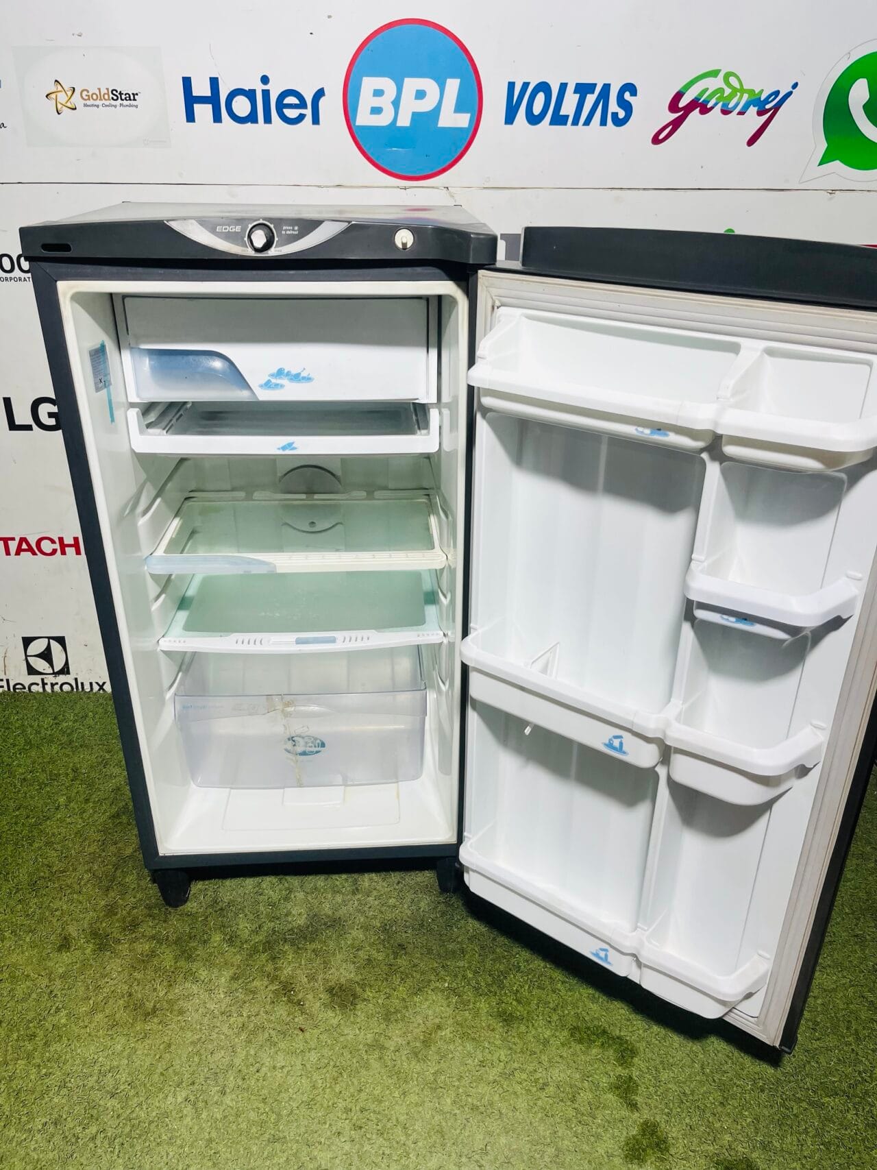 Godrej edge 5 star energy rating inbuilt stabiliser gently used grey in colour 190 ltr single door refrigerator - Image 3