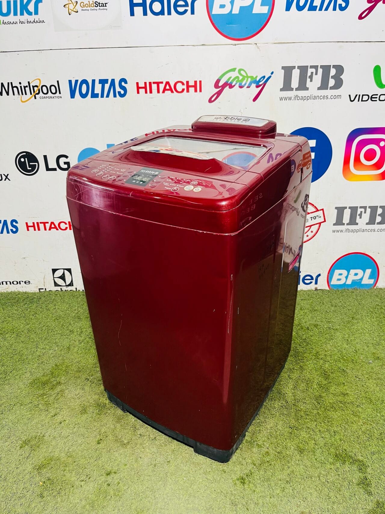 Samsung bight red in colour with wobble technology 6.5 kg gently used fully automatic top load washing machine in banglore - Image 4