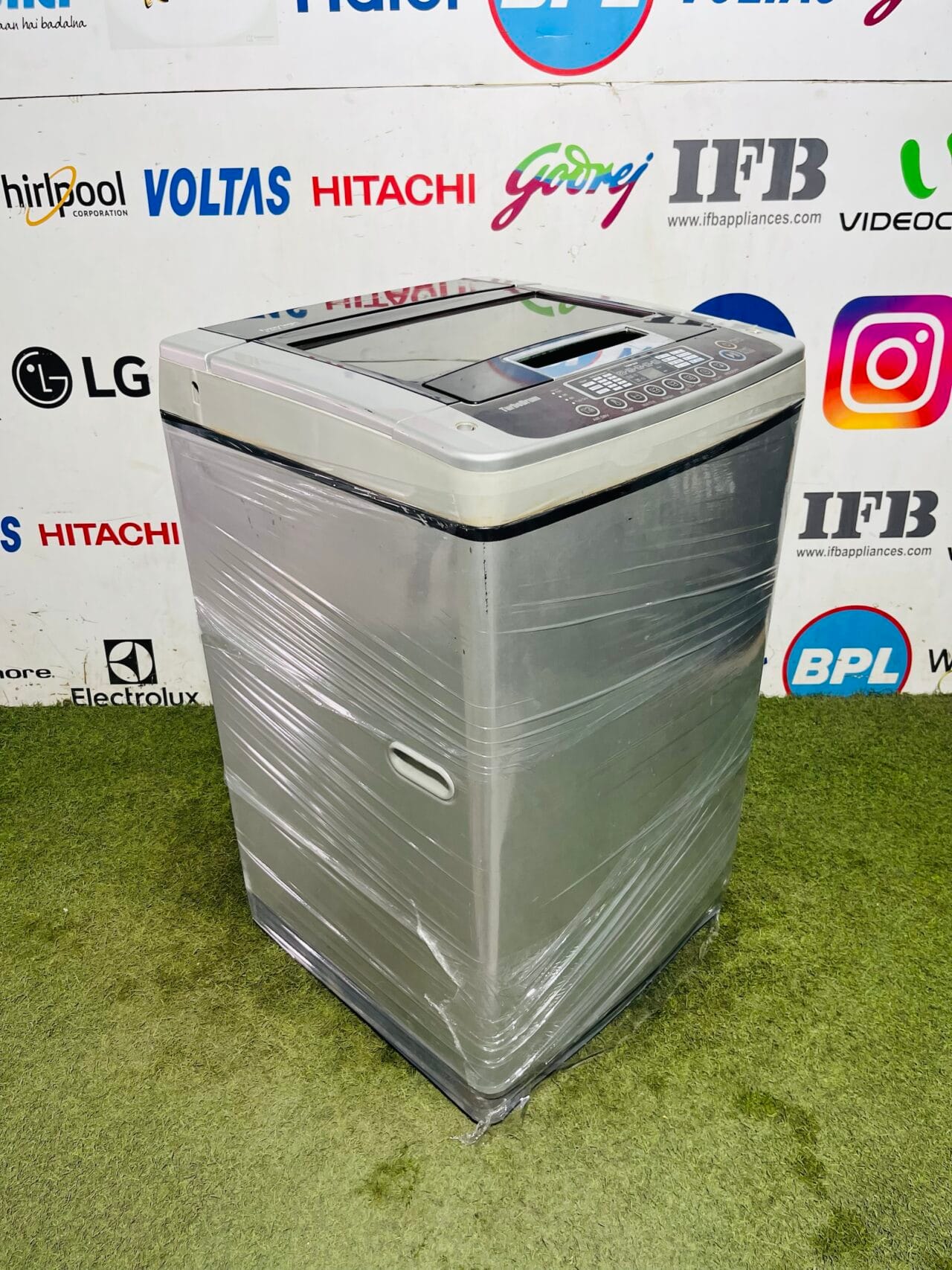 Lg fuzzy logic turbo drum silver in colour with fiber drum 6.5 kg gently used fully automatic top load washing machine - Image 4