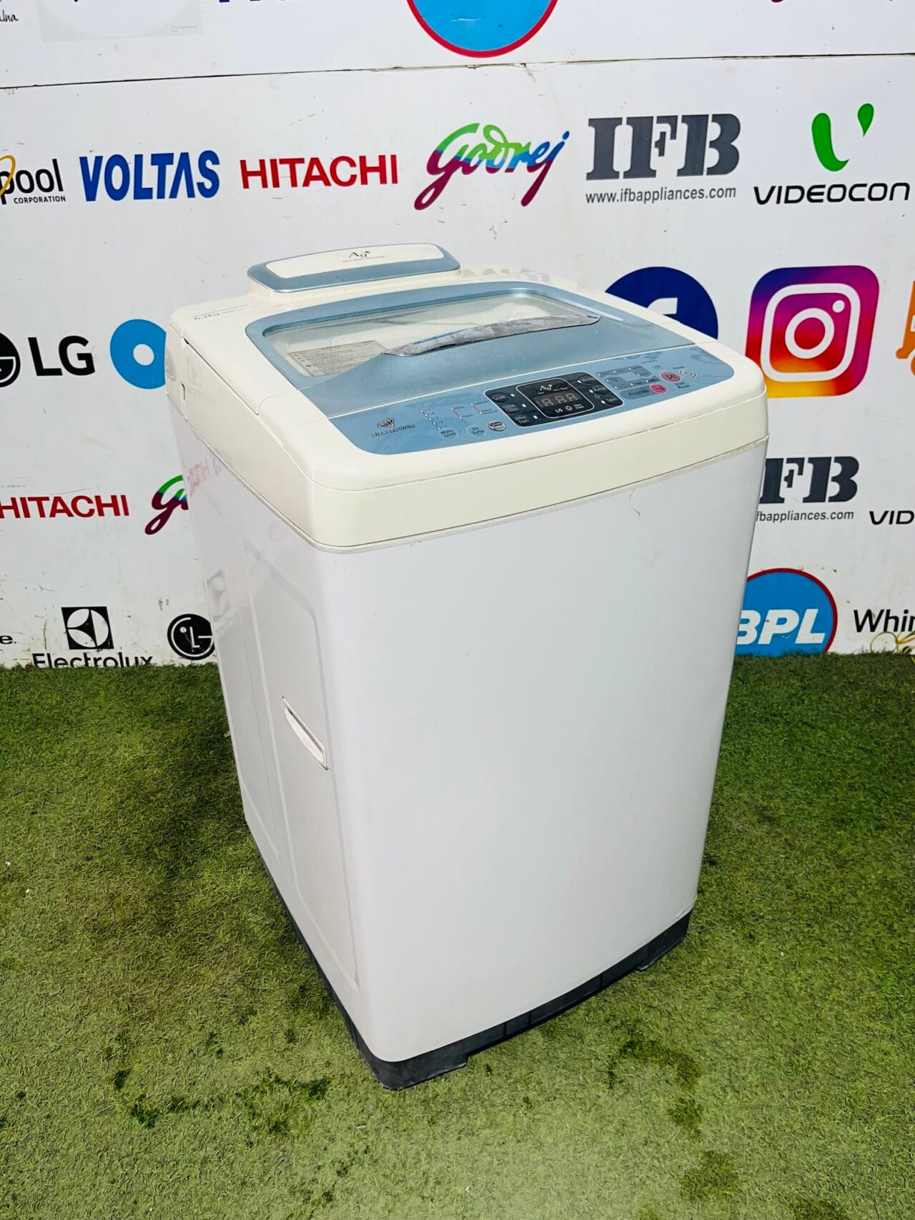 Samsung diamond drum ag+ silver nano technology white and blue in colour 6.2 kg gently used fully automatic top load washing machine - Image 5