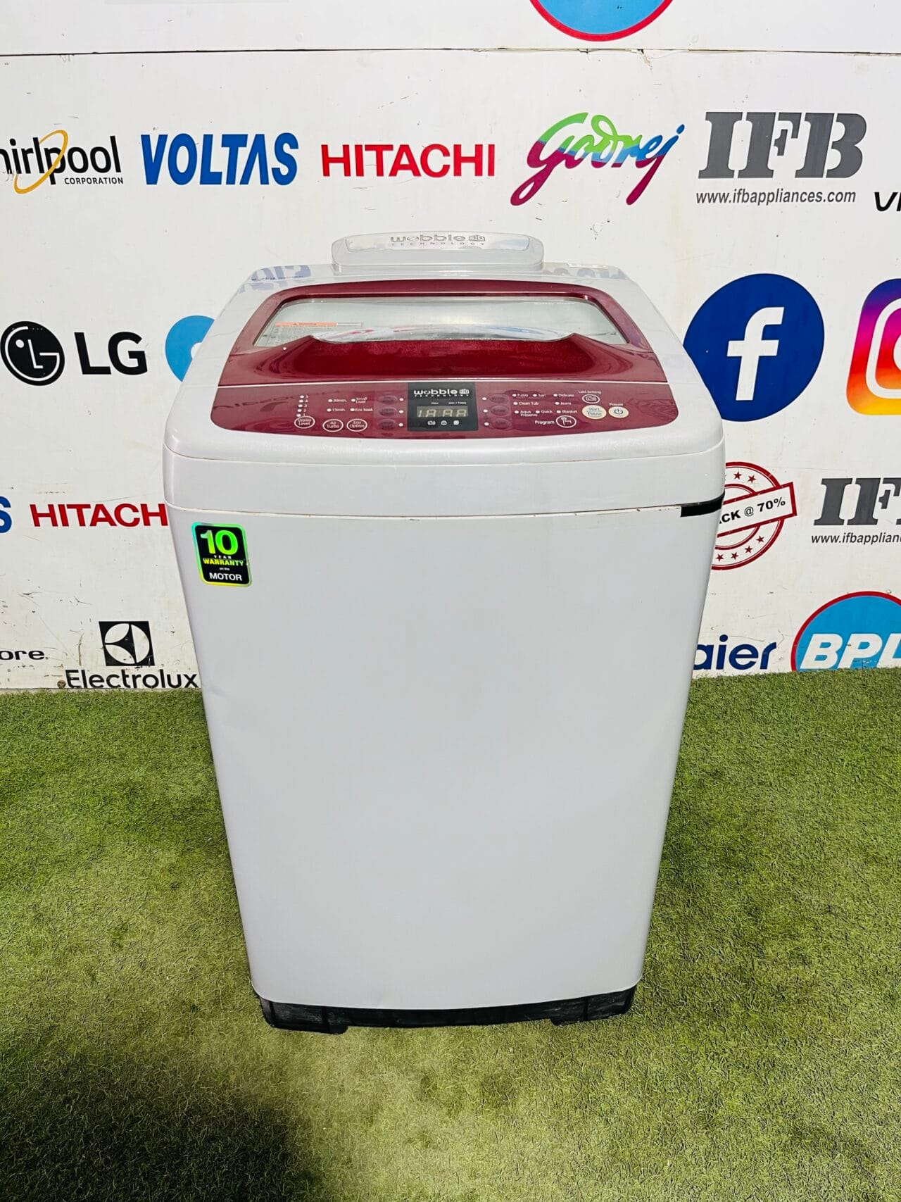 Samsung wobble 3D technology grey and red in colour 6.2 kg fully automatic gently used top load washing machine