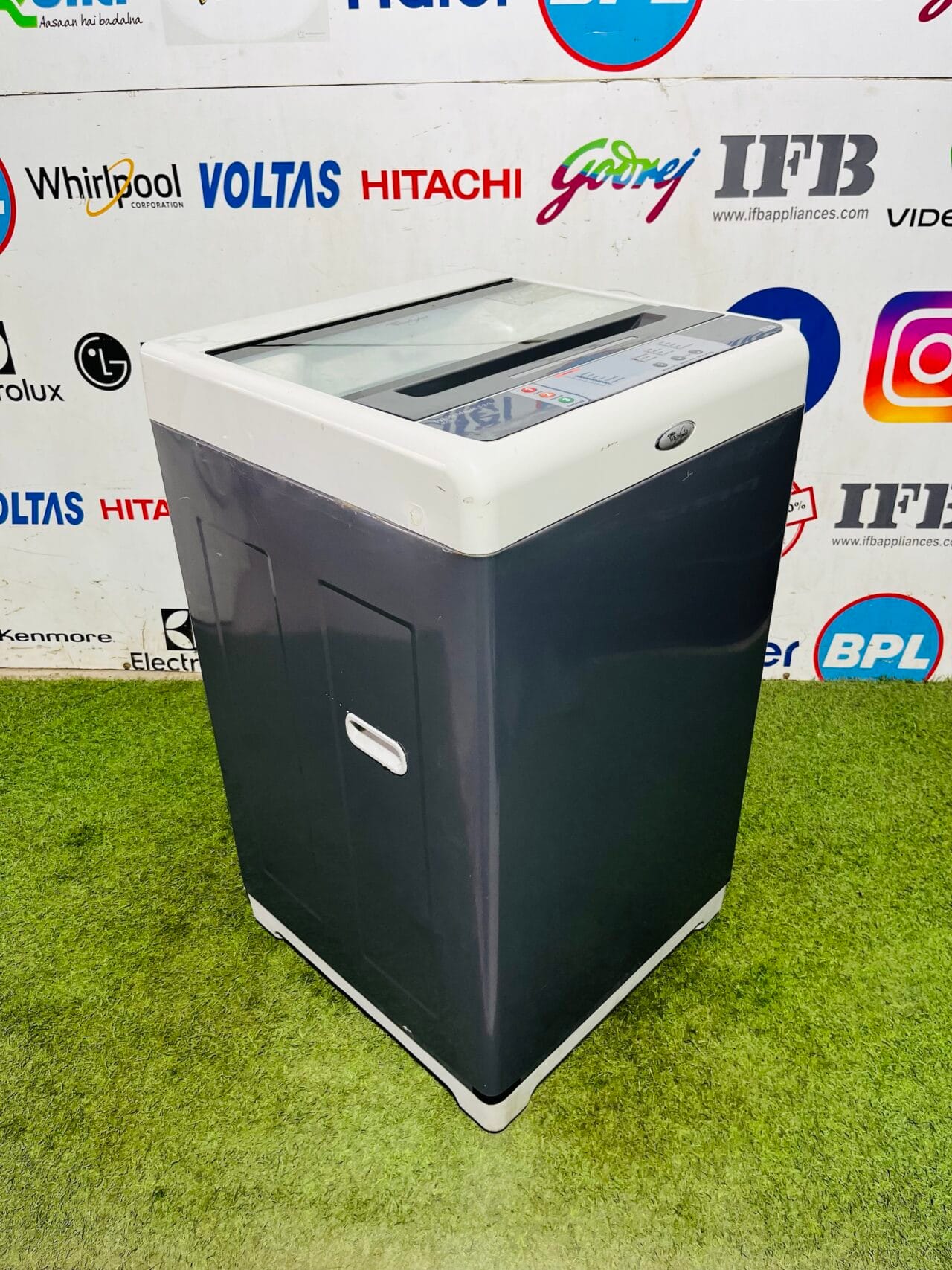 Whirlpool white magic 123 grey and white in colour 6.5 kg with auto restart gently used fully automatic top load washing machine - Image 5