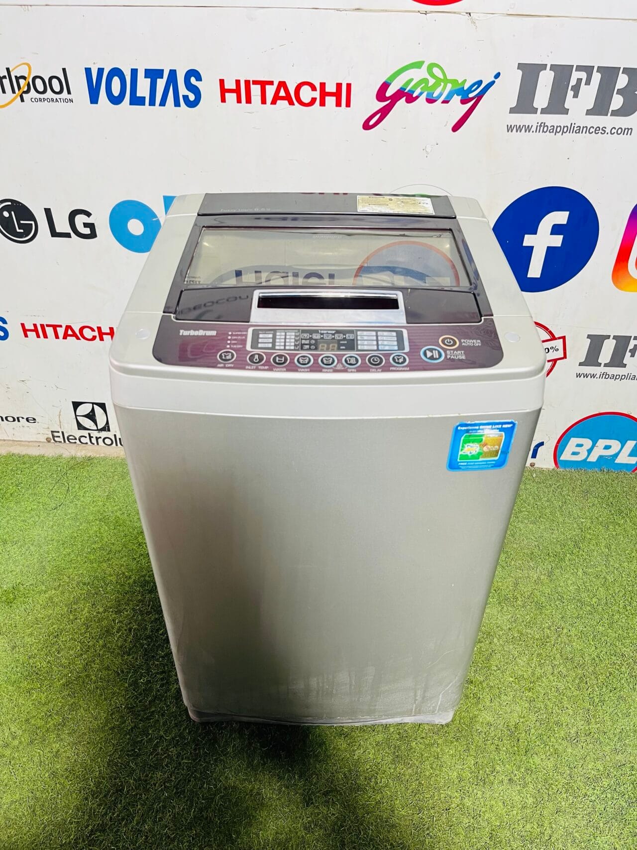 Lg fuzzy logic turbo drum 6.5 kg double colour gently used fully automatic top load washing machine