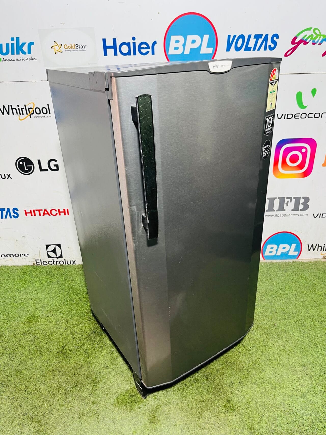 Godrej edge pro inbuilt stabiliser 190 ltr energy saving steel finish gently used single door refrigerator - Image 5