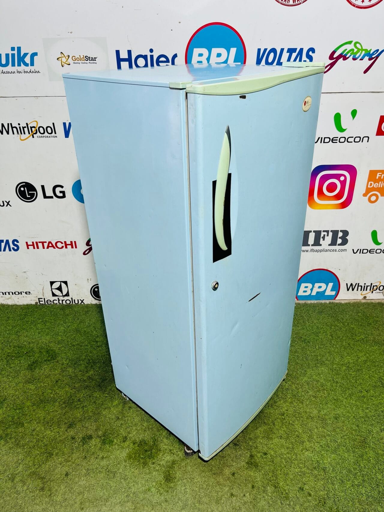 Lg fresh master 200 ltr blue in colour inbuilt stabiliser single door used refrigerator - Image 5