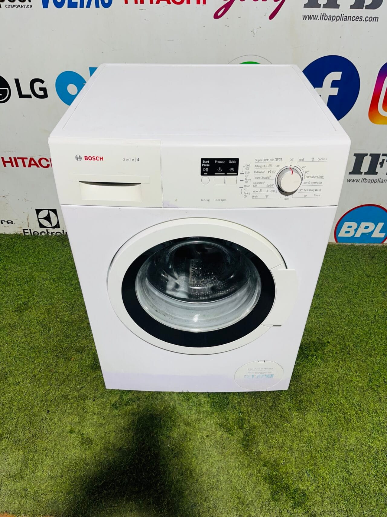 Bosch series 4 white in colour 6.5 kg 1000 rpm fully automatic used front load washing machine - Image 2