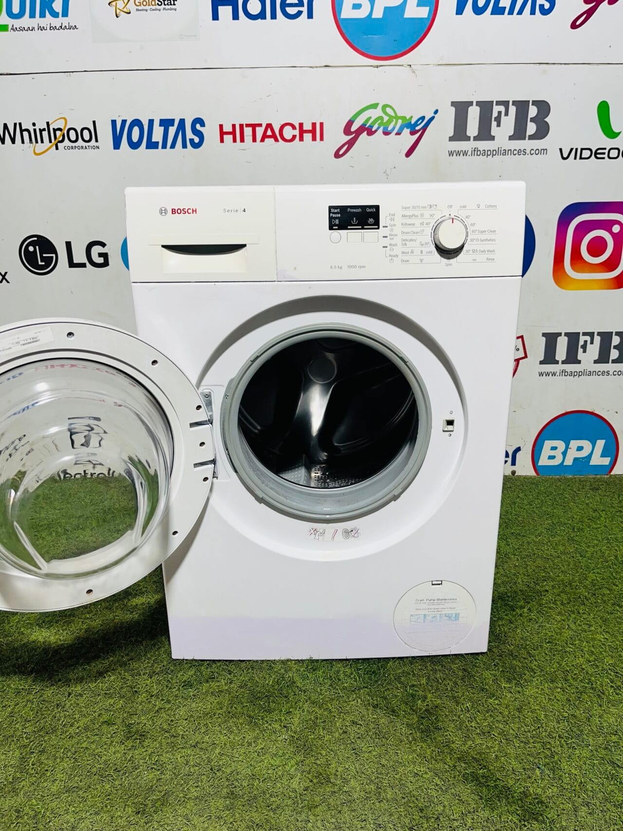 Bosch series 4 white in colour 6.5 kg 1000 rpm fully automatic used front load washing machine - Image 3