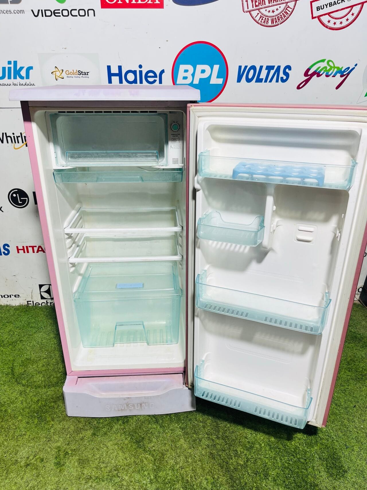 Samsung 5 star energy rating inbuilt stabiliser with base stand and onion tray 190 ltr pink flower model single door refrigerator - Image 3