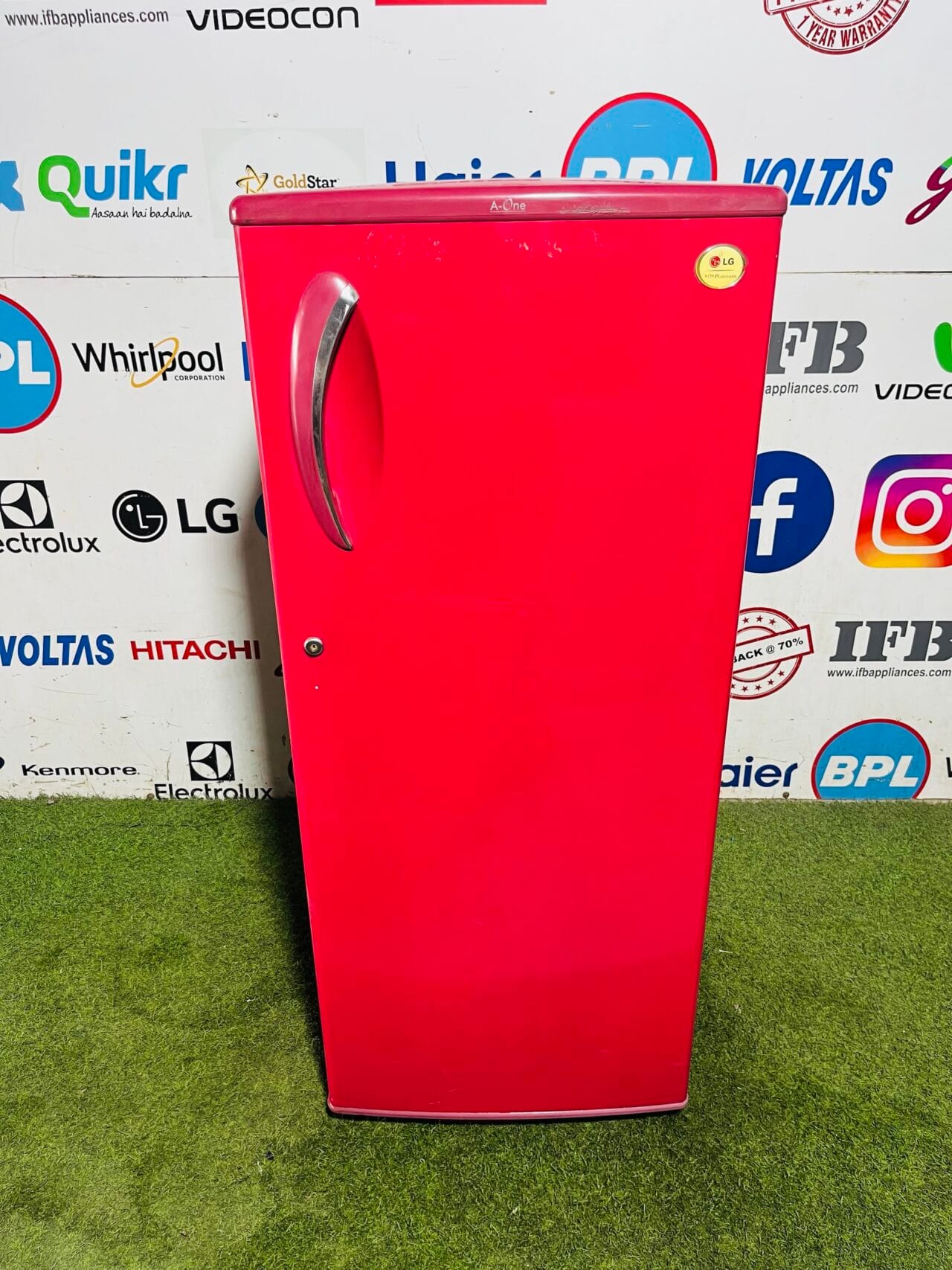 Lg A-one platinum 200 ltr bright red used single door refrigerator in banglore