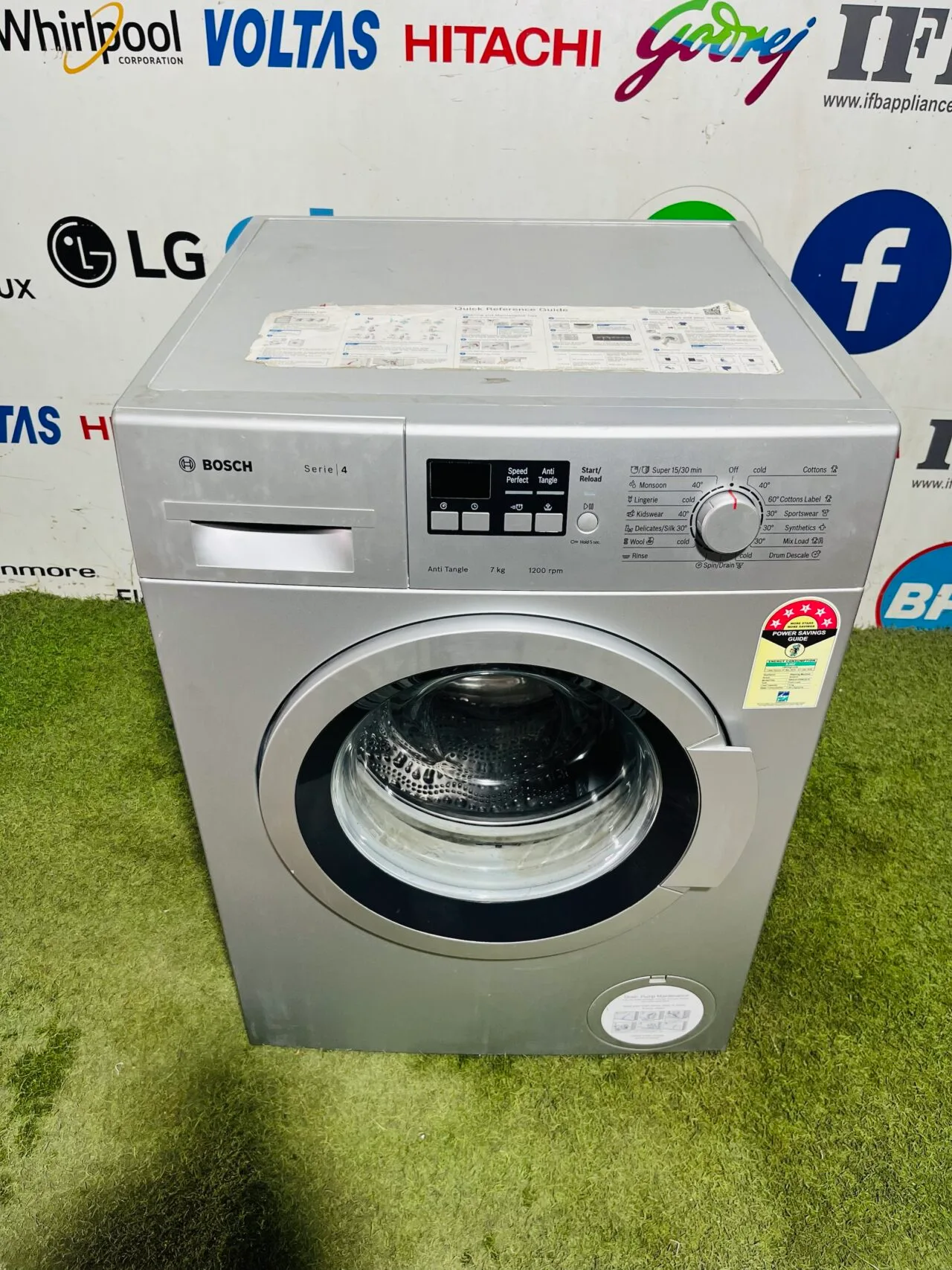 Bosch anti tangle series 4 five star energy rating 7 kg with 1200 rpm silver in colour like new condition fully automatic front load washing machine - Image 2