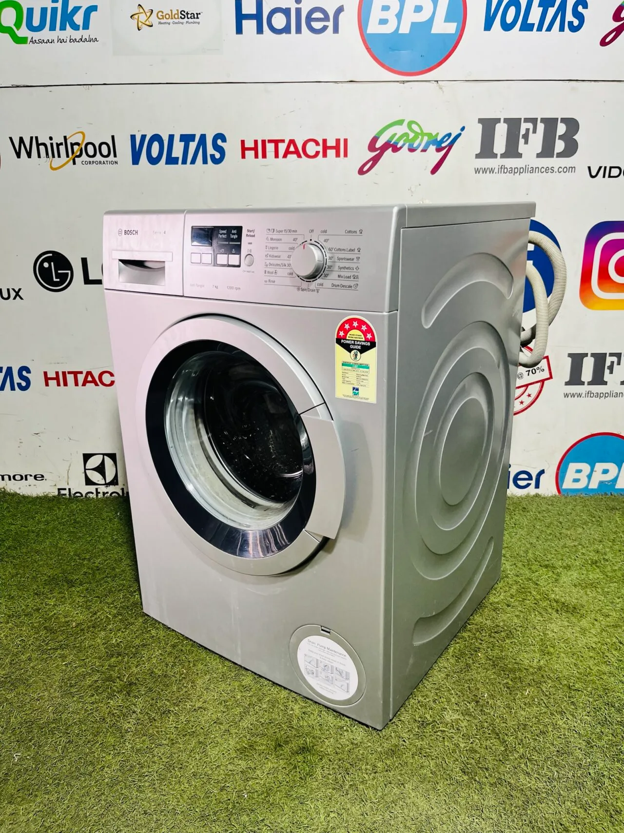 Bosch anti tangle series 4 five star energy rating 7 kg with 1200 rpm silver in colour like new condition fully automatic front load washing machine - Image 6