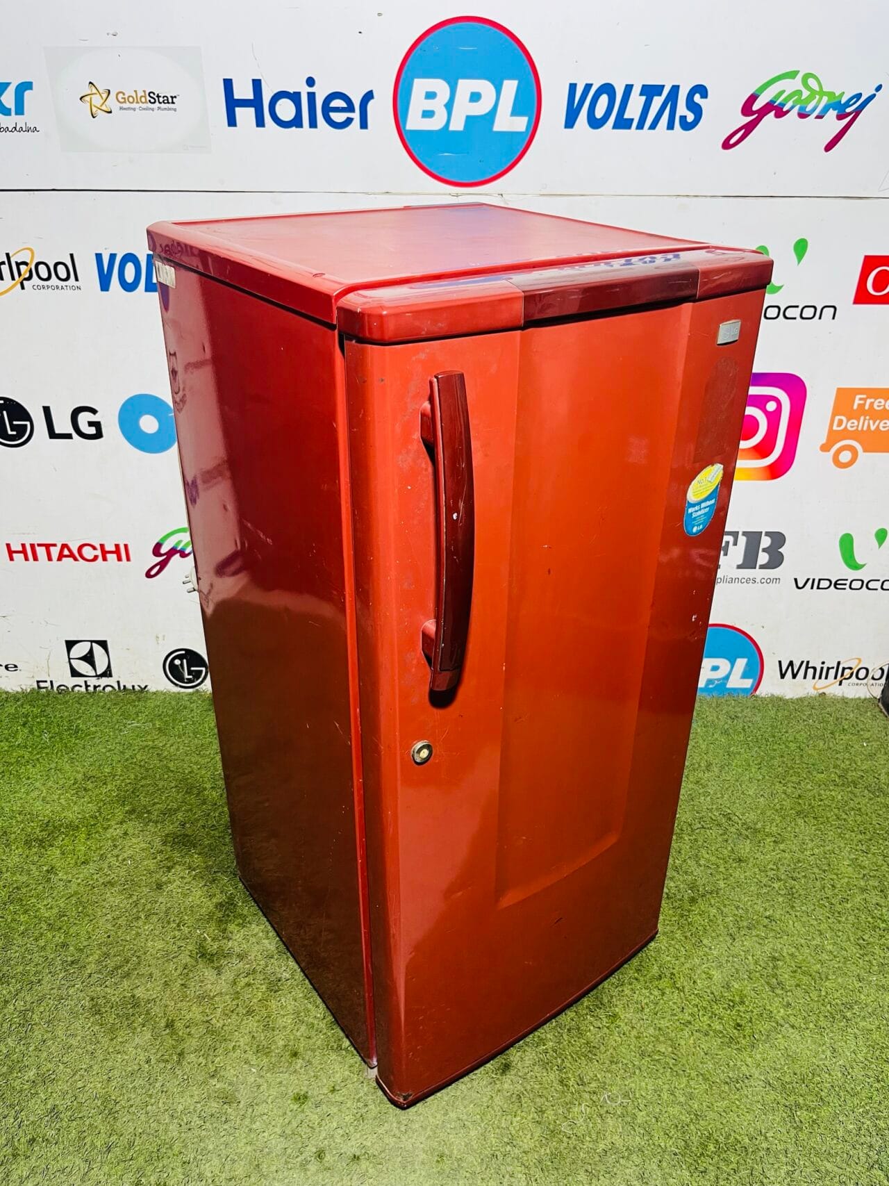Lg 4 star energy rating inbuilt stabiliser 180 ltr single door used fridge in Banglore - Image 4