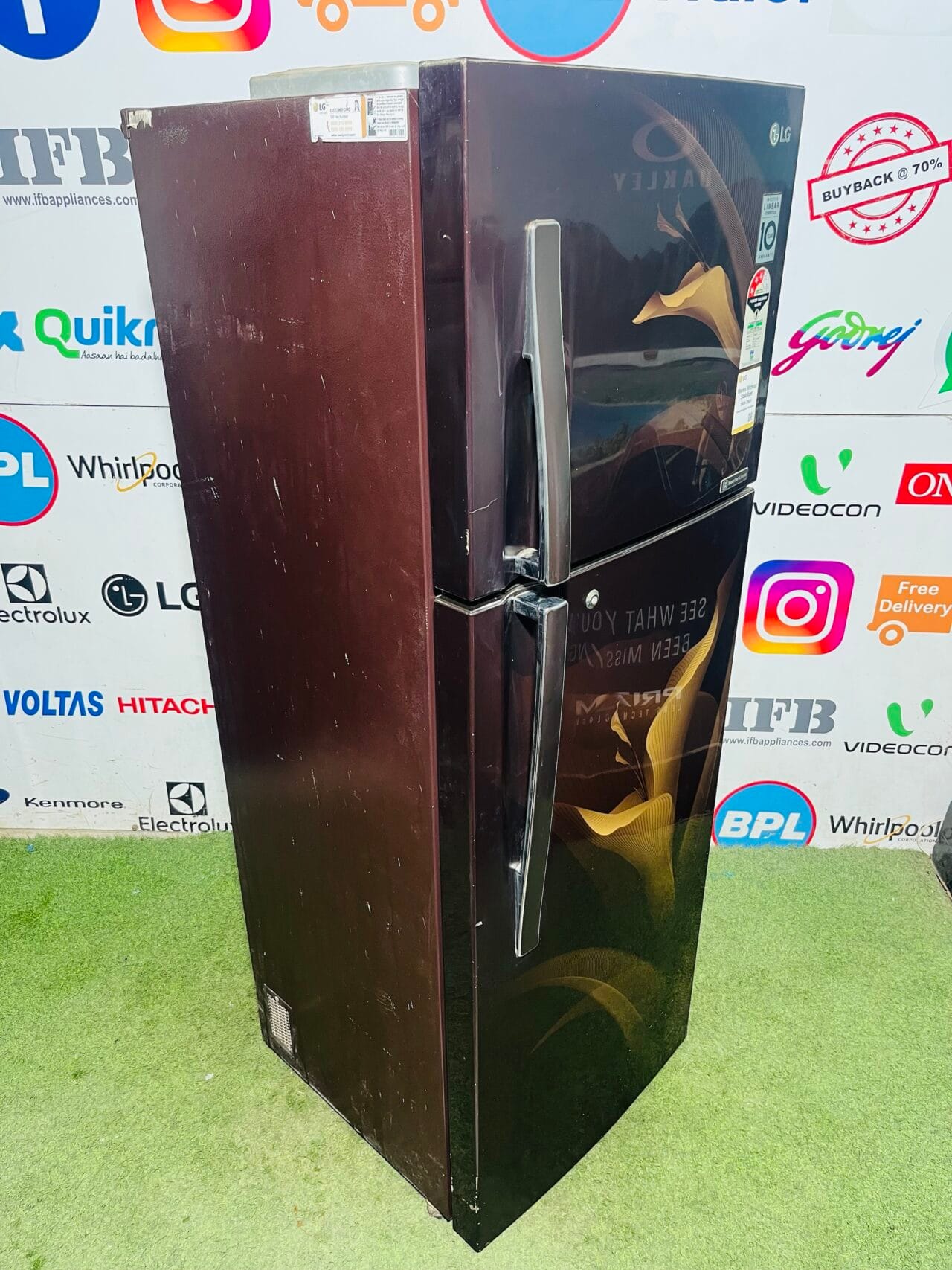 Lg dual fridge linear inverter technology with door cooling and inbuilt stabiliser 320 ltr gently used flower model double door refrigerator - Image 4