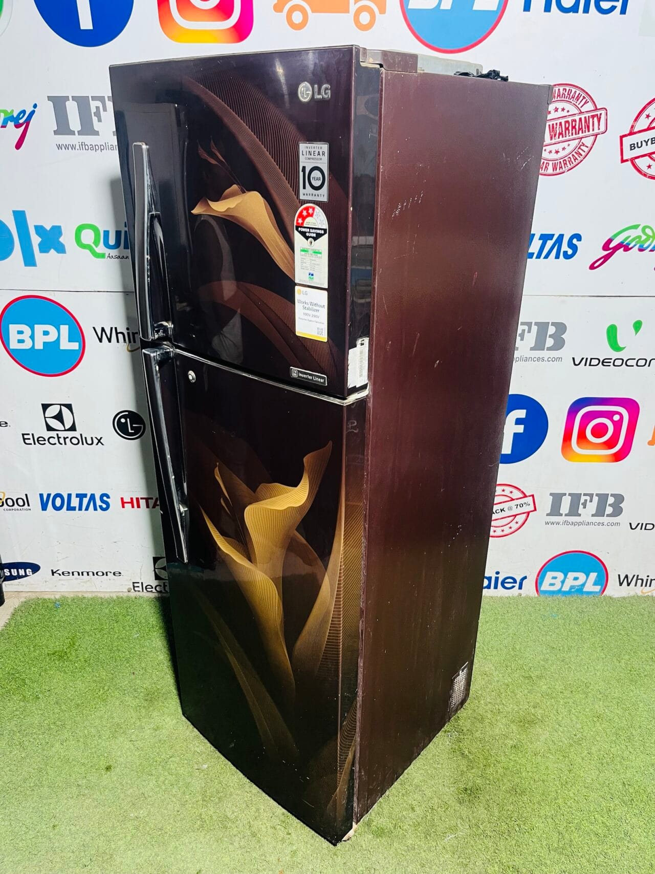 Lg dual fridge linear inverter technology with door cooling and inbuilt stabiliser 320 ltr gently used flower model double door refrigerator - Image 5