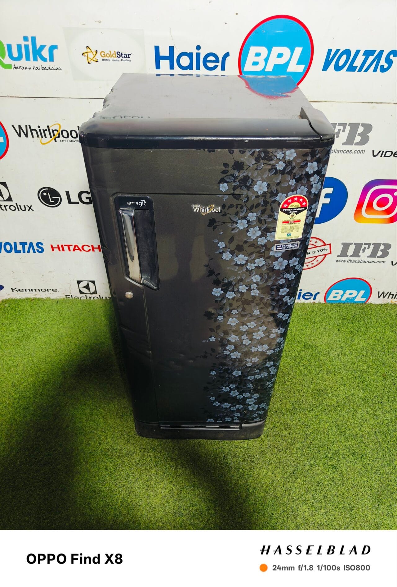 whirlpool ice magic 5 star energy rating inbuilt stabilizer black flower model 190 lte single door refrigerator - Image 2