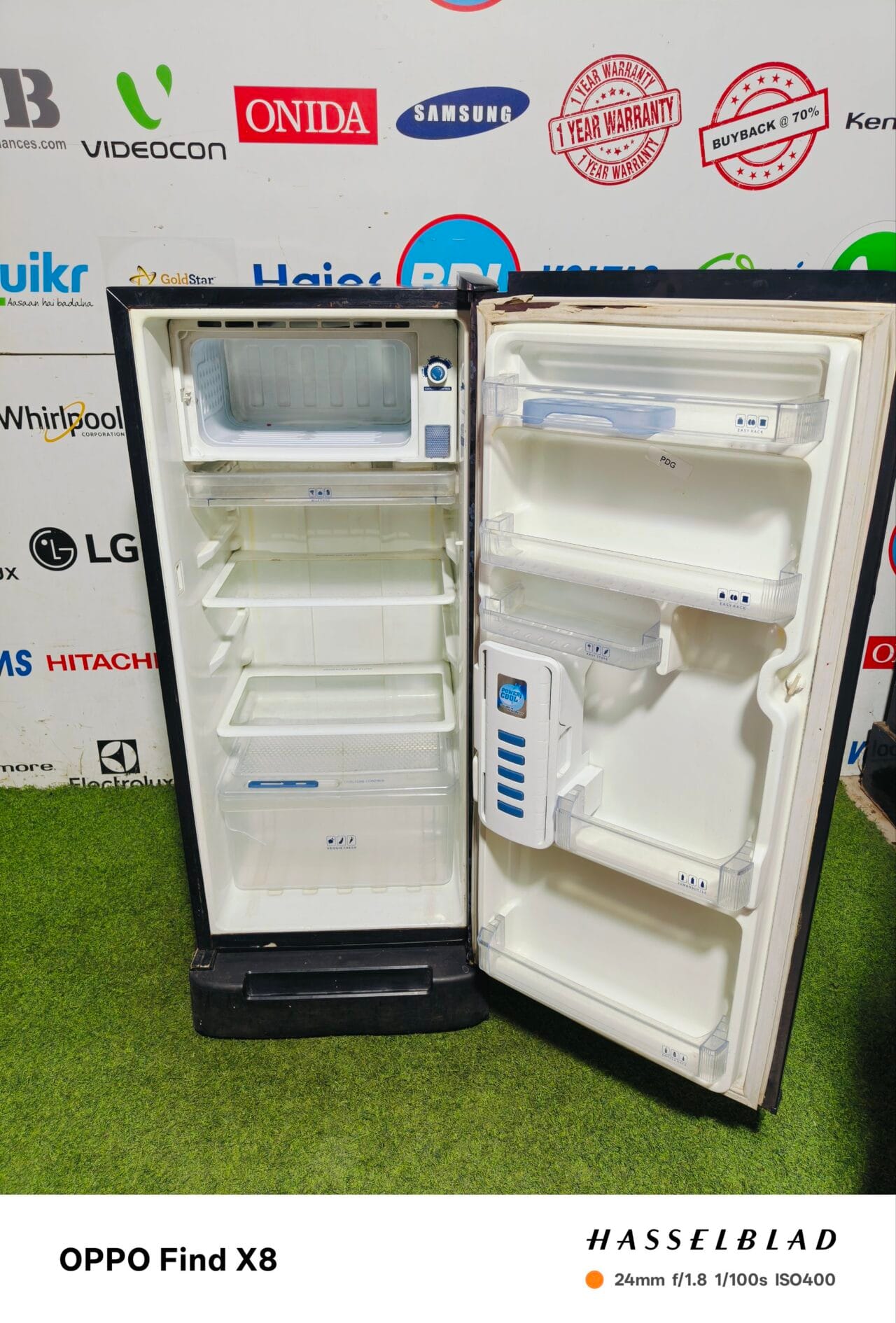 whirlpool ice magic 5 star energy rating inbuilt stabilizer black flower model 190 lte single door refrigerator - Image 3