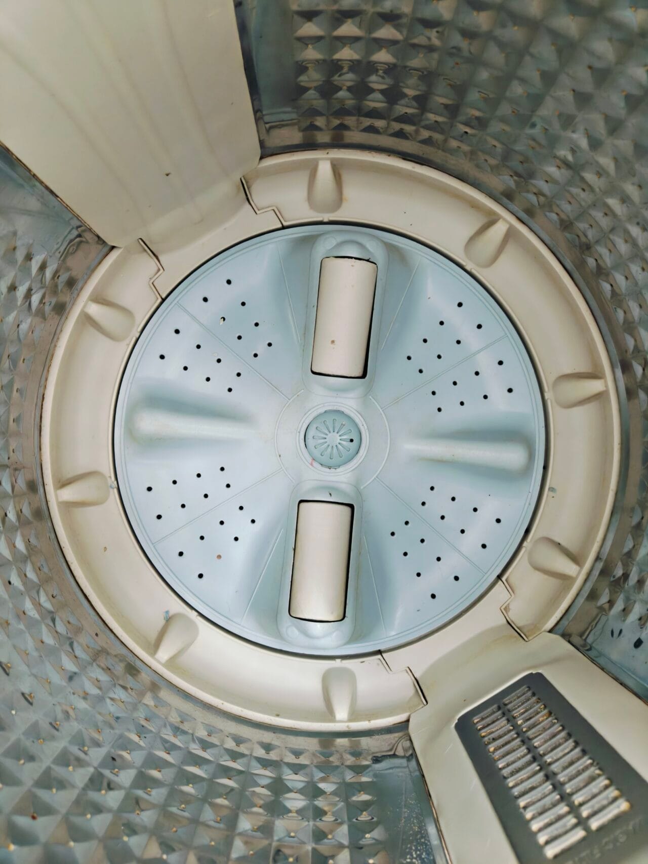 Samsung wobble + active wash technology 6.5 + 1 kg fully automatic top load washing machine - Image 3