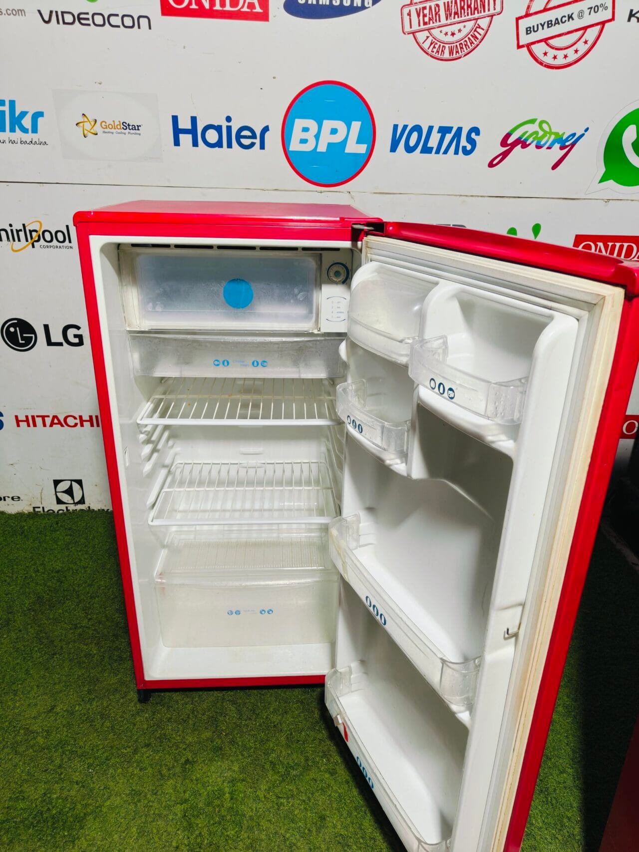LG A-one inox red in colour 190 ltr single door refrigerator in banglore - Image 3