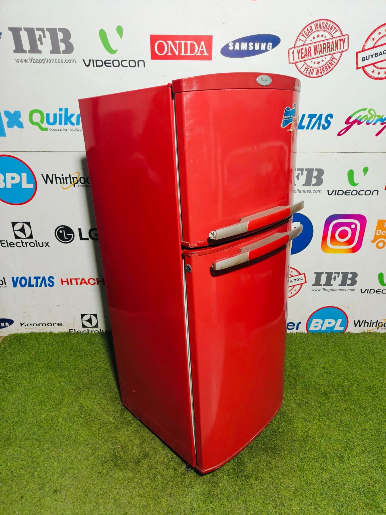 Whirlpool ice magic bright red in colour 240 l double door refrigerator - Image 5