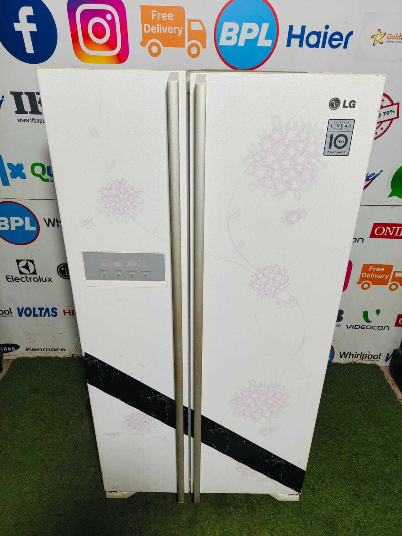 LG linear inverter white and pink flower model with inbuilt inverter and stabiliser 600 big side by side two door refrigerator - Image 2