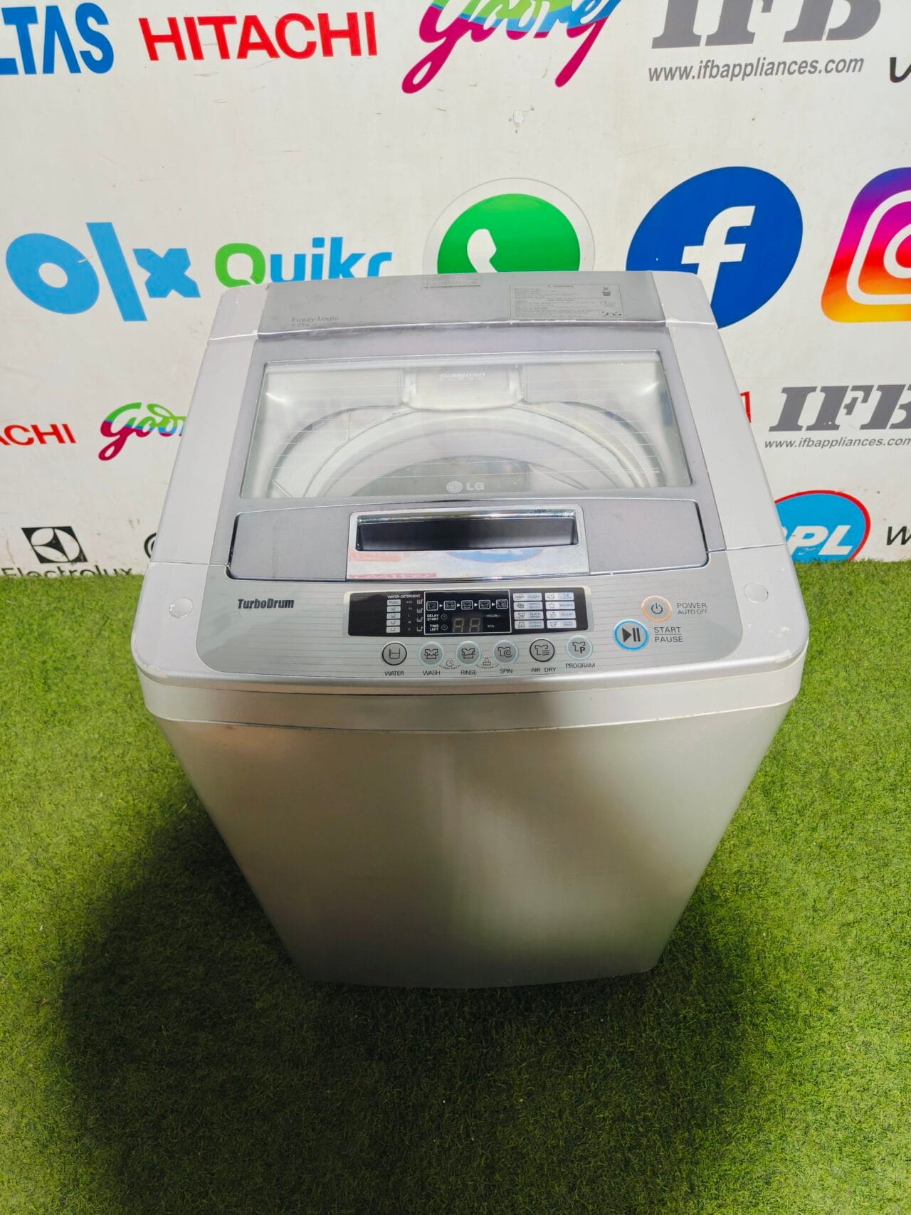 LG fuzzy logic turbo drum 6.2 kg silver in colour Steel finish gently used fully automatic top load washing machine - Image 2