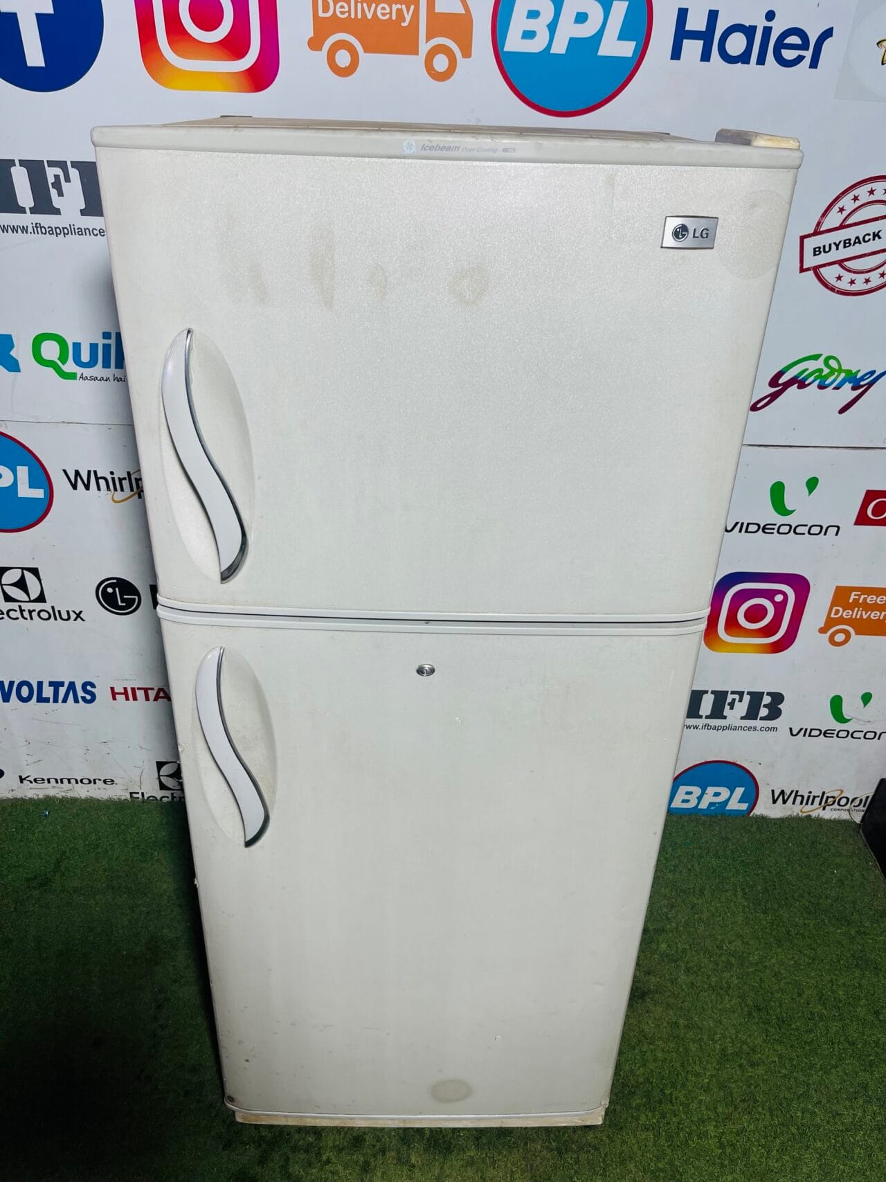 Lg ice beam door cooling white in colour big 550 ltr used double door refrigerator for sale in Banglore - Image 2