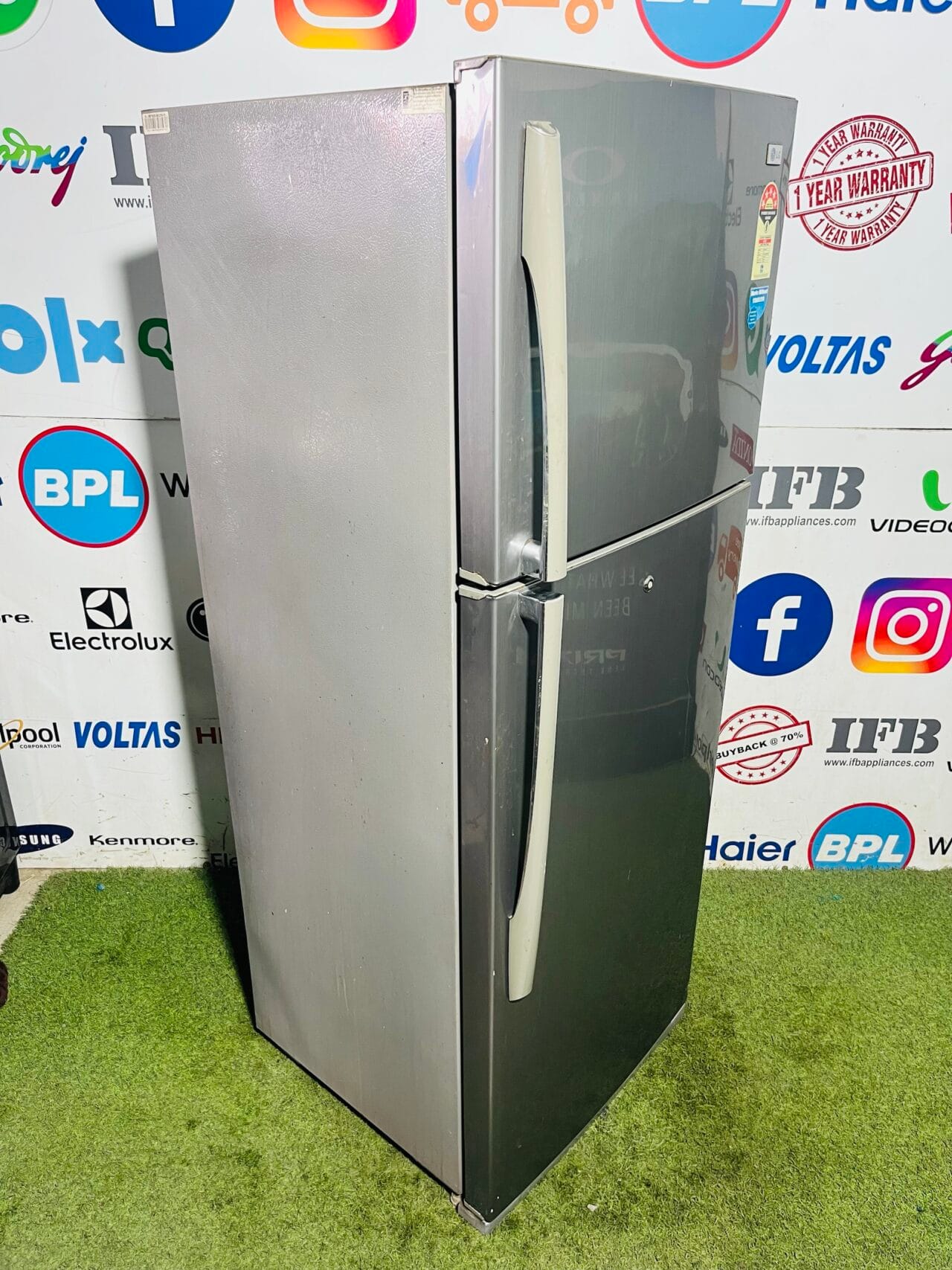 Lg 5 star energy rating inbuilt stabiliser grey in colour big 350 ltr gently used double door refrigerator - Image 4