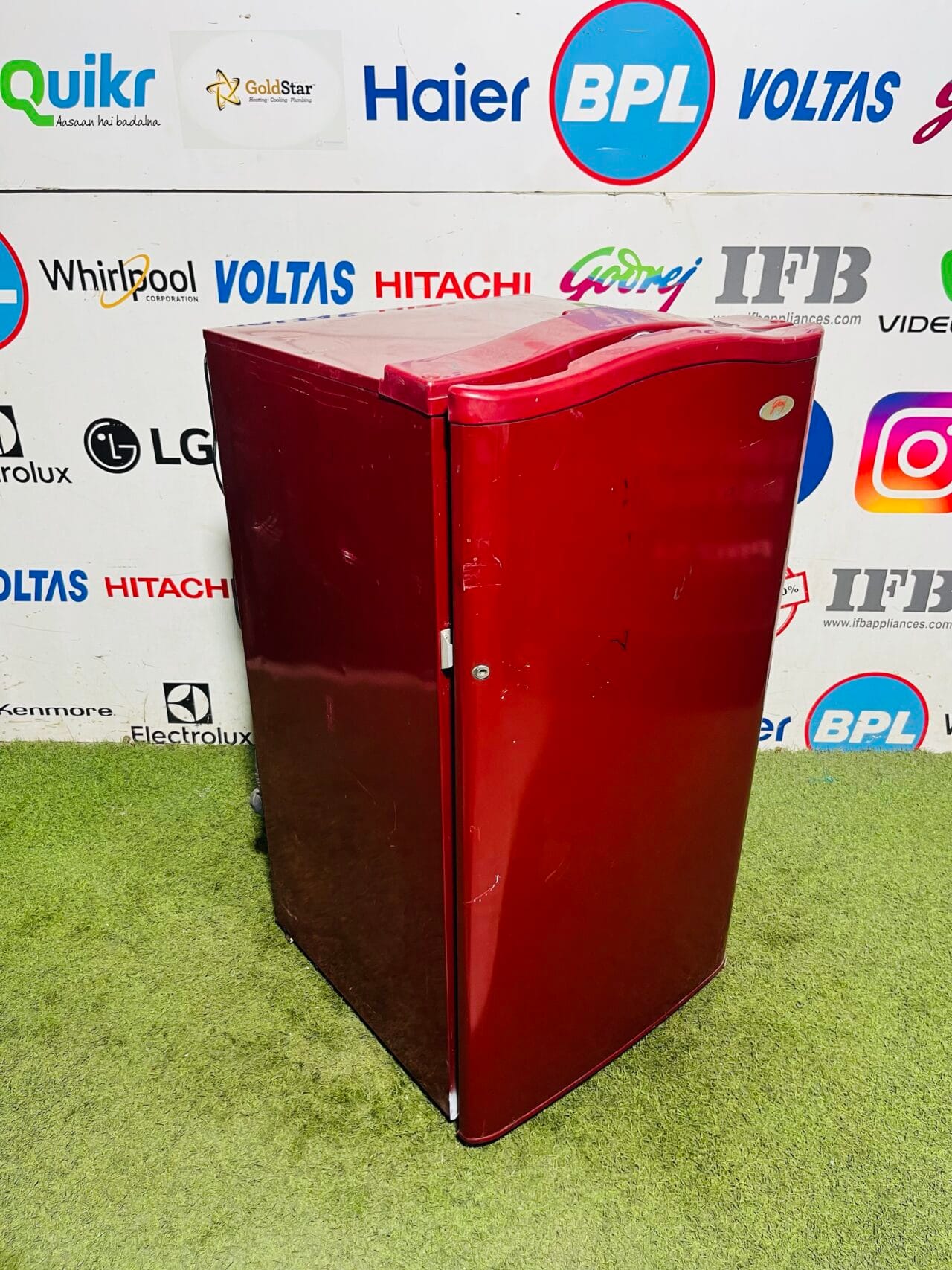 Godrej red 170 ltr used single door refrigerator for sale in Bangalore - Image 5