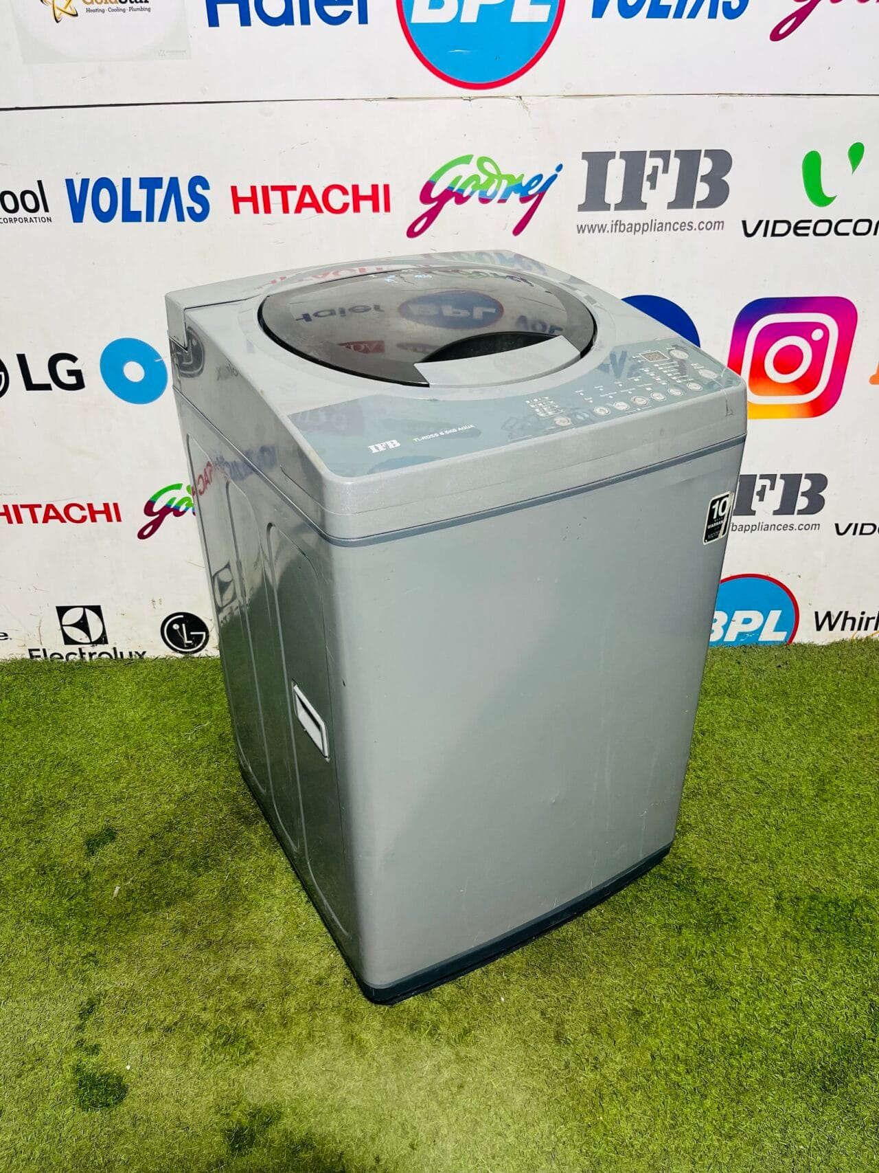 IFB aqua grey in colour 6.5 kg gently used fully automatic top load washing machine - Image 4