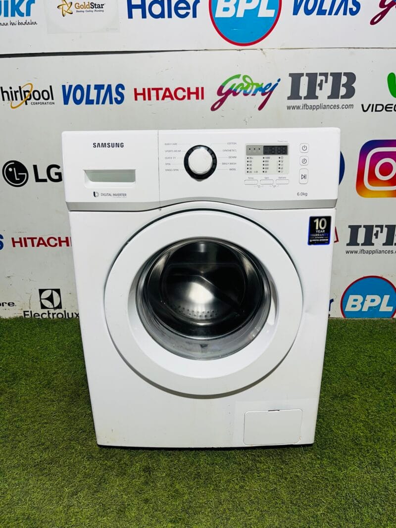 Samsung digital inverter with digital time display 6 kg white in colour gently used fully automatic front load washing machine