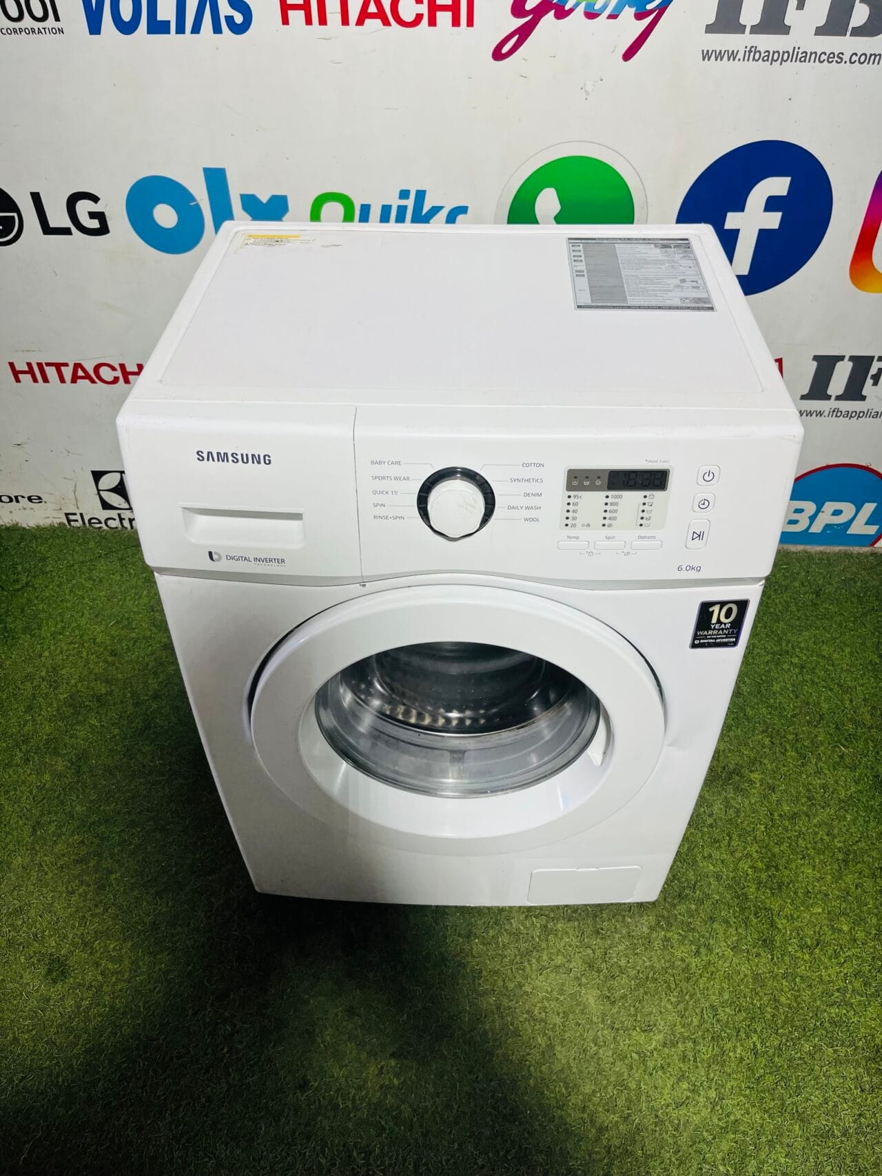 Samsung digital inverter with digital time display 6 kg white in colour gently used fully automatic front load washing machine - Image 2
