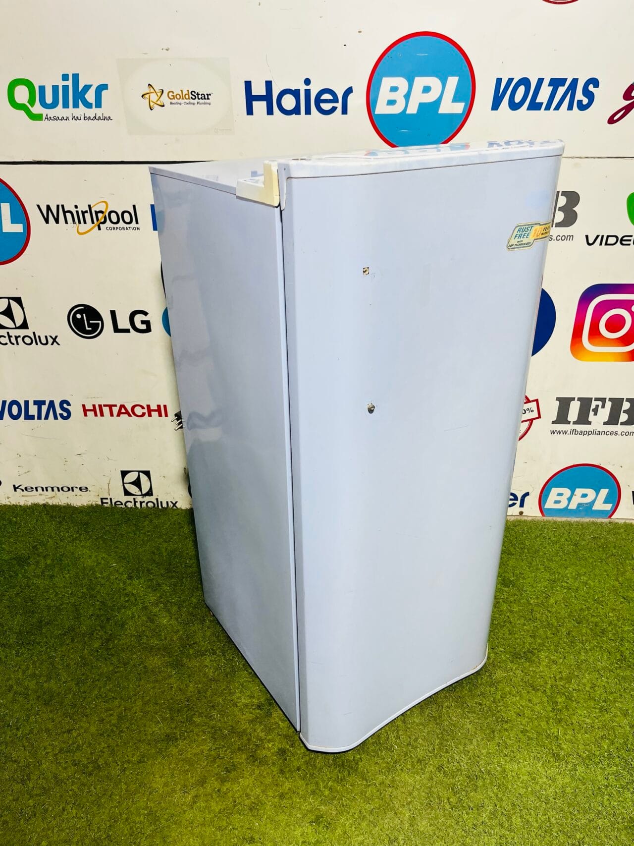 Godrej zop technology blue in colour 190 ltr used single door refrigerator in banglore - Image 4