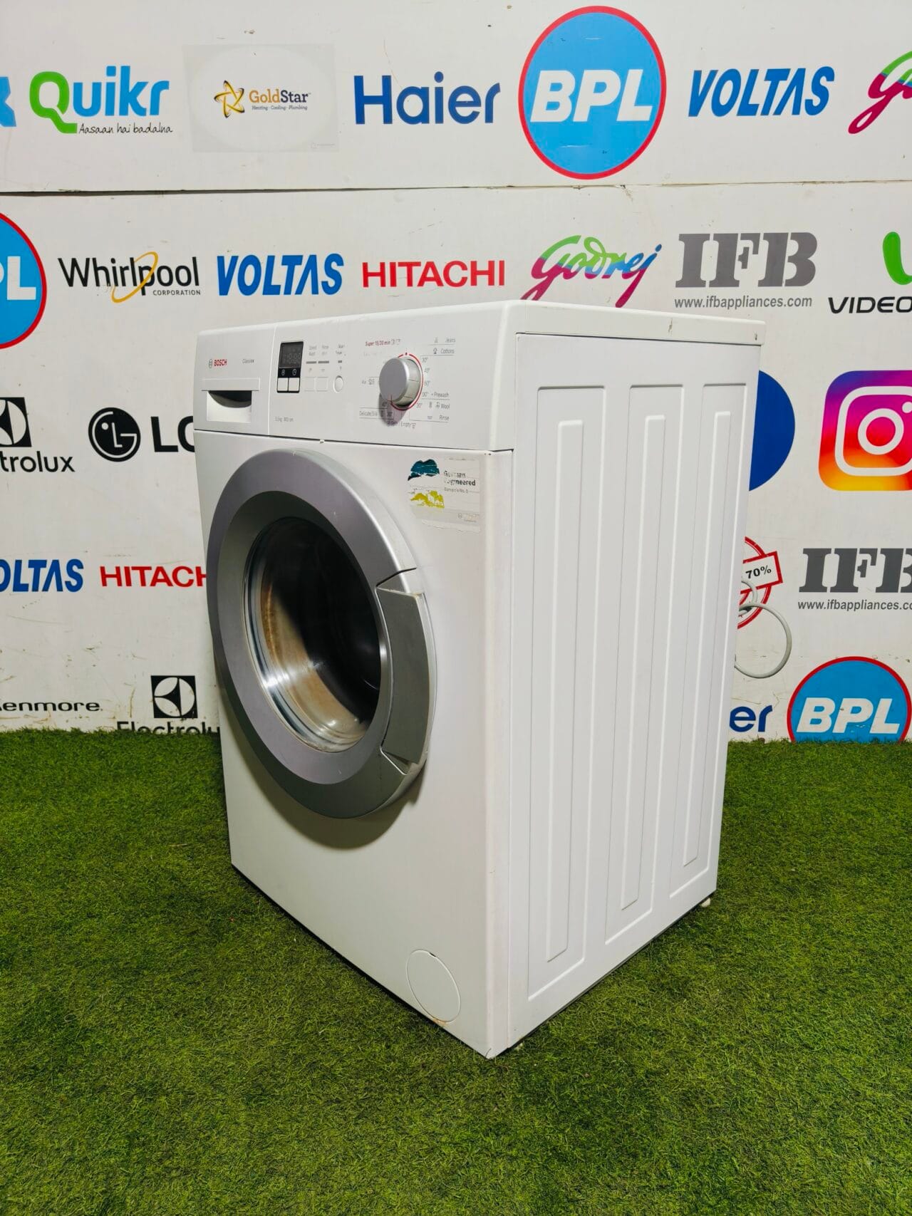 Bosch classic xx 5.5 kg white in colour gently used fully automatic front load washing machine - Image 5