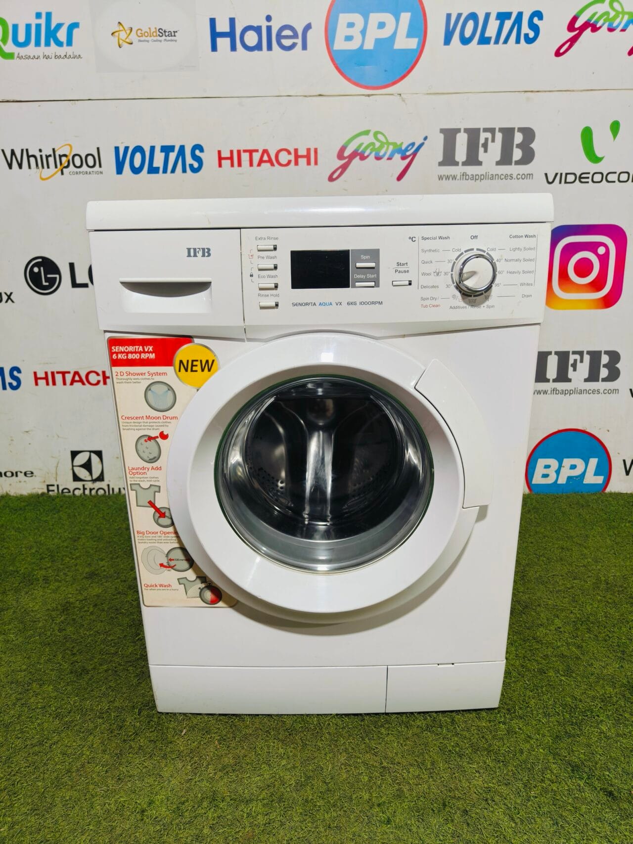 IFB senorita aqua vx white in colour with digital display 6 kg fully automatic gently used front load washing machine