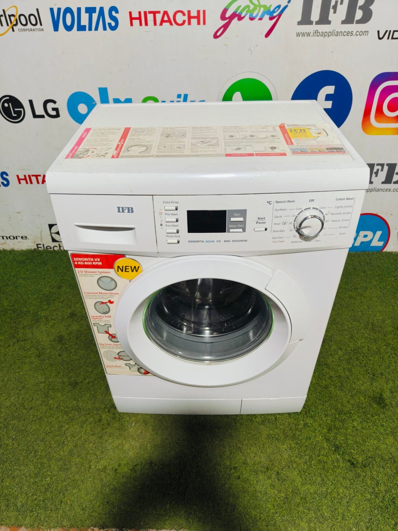 IFB senorita aqua vx white in colour with digital display 6 kg fully automatic gently used front load washing machine - Image 2