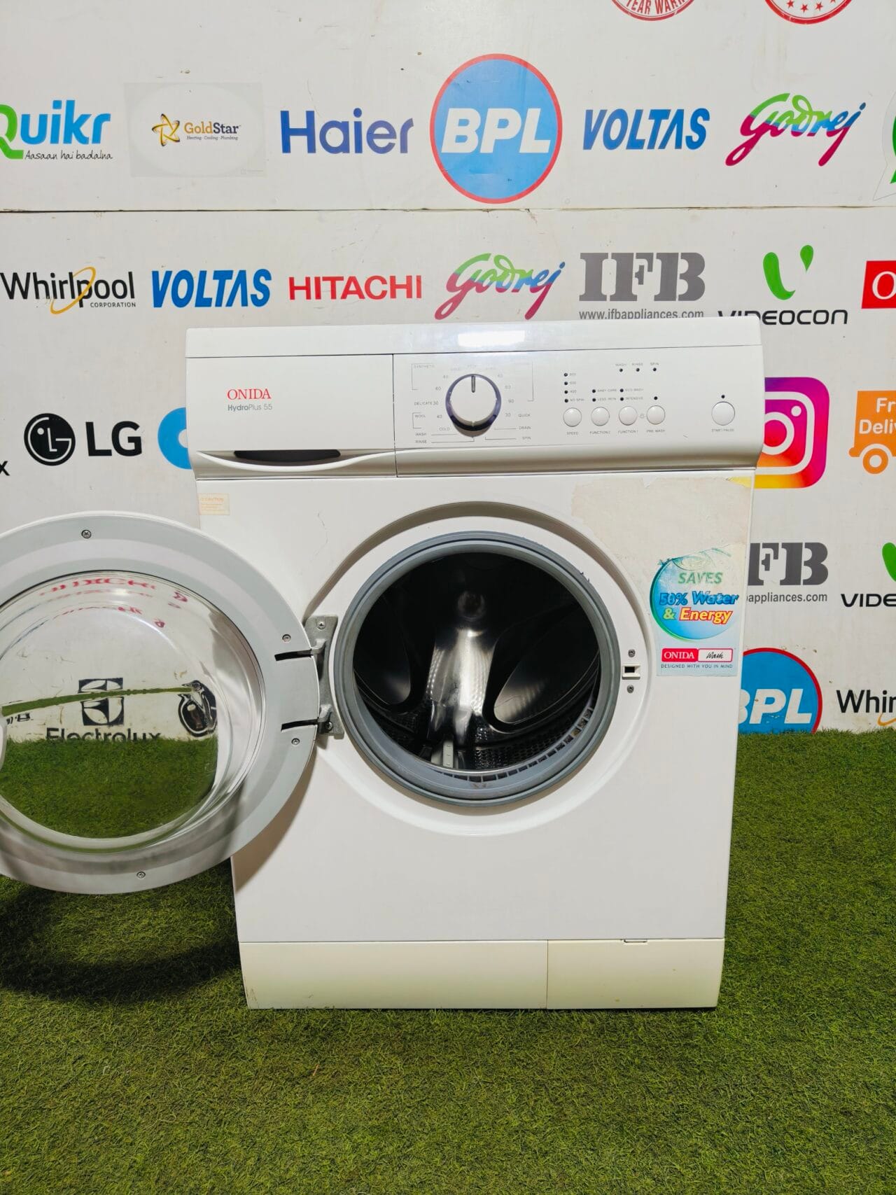 onida hydro plus 55 white in colour fully automatic front load washing machine - Image 3