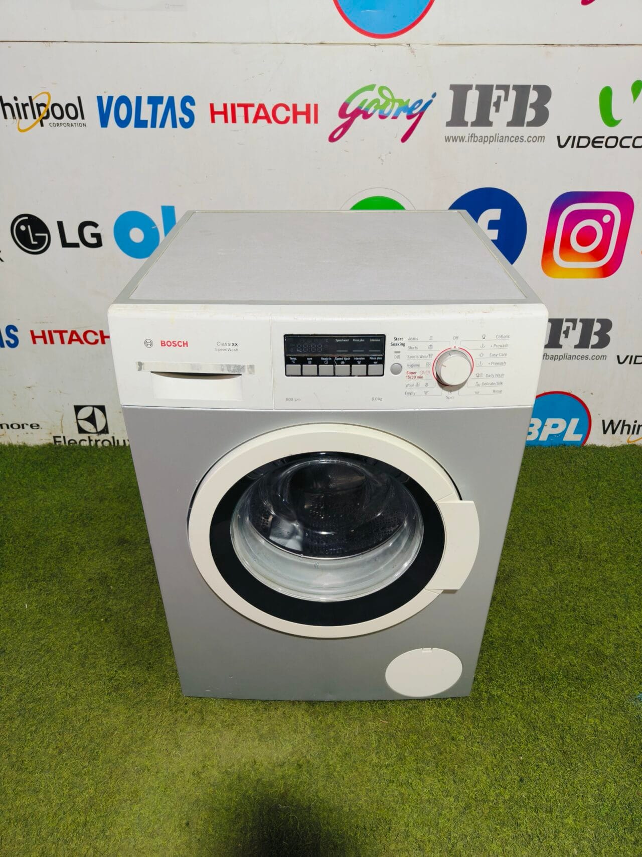 Bosch classic speed pluse 6 kg white and silver in colour fully automatic front load washing machine - Image 2