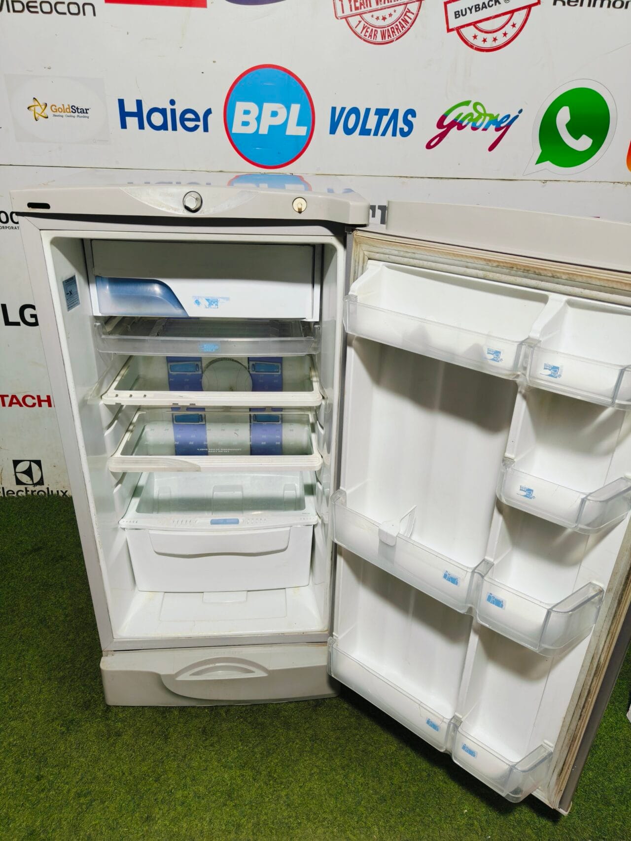 Godrej edge five star energy rating inbuilt stabilizer with base stand and onion tray 190 ltr single door refrigerator - Image 3