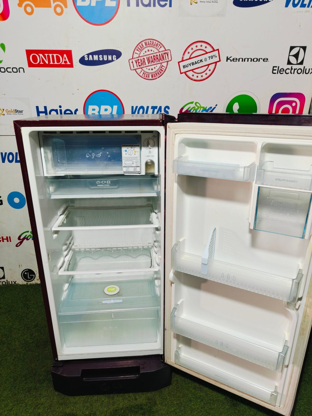 LG 5 star energy rating inbuilt stabiliser 200 ltr with base stand and onion tray Gently used flower model single door refrigerator - Image 3