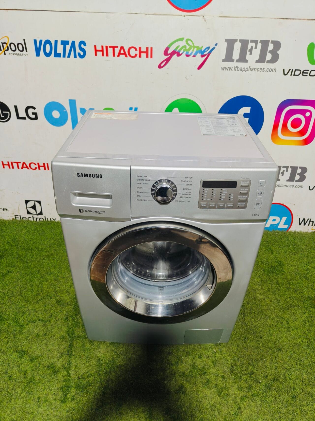 Samsung digital inverter with inbuilt ceramic heater 6 kg silver in colour gently used fully automatic front load washing machine - Image 2