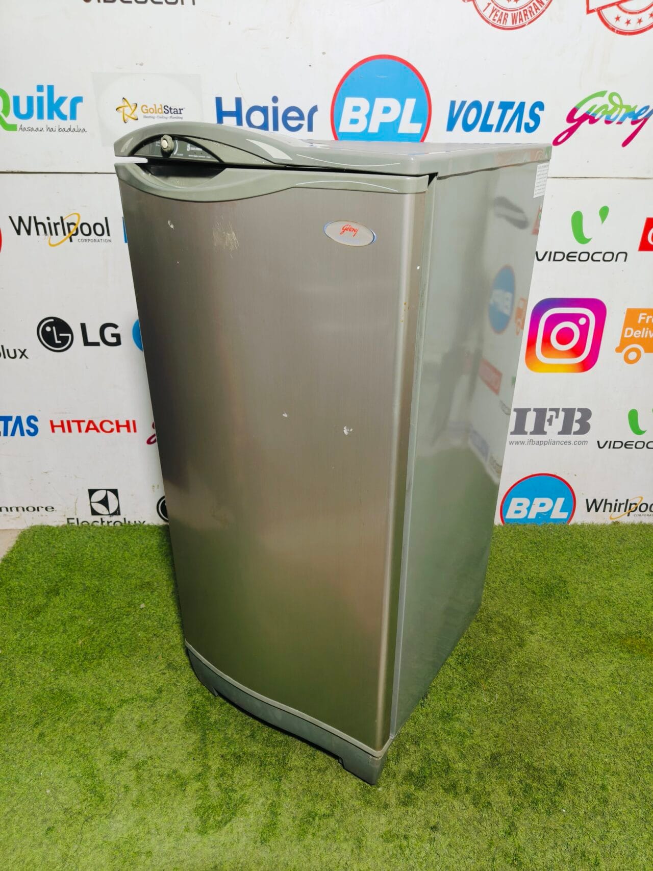 Godrej pentacool grey in colour 190 ltr single door refrigerator - Image 4