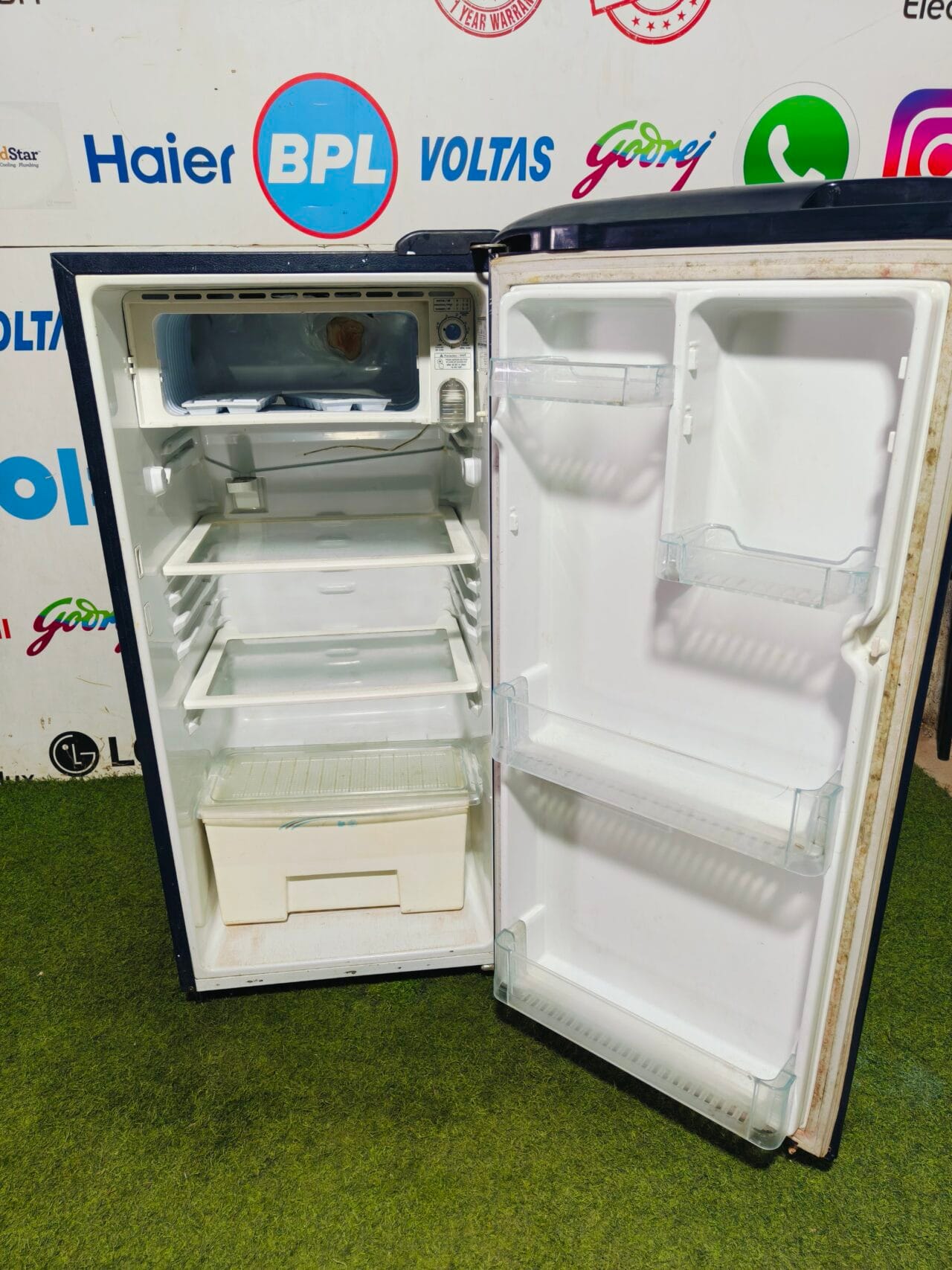 LG 4 star energy rating inbuilt stabiliser blue flower model 190 ltr single door refrigerator - Image 3