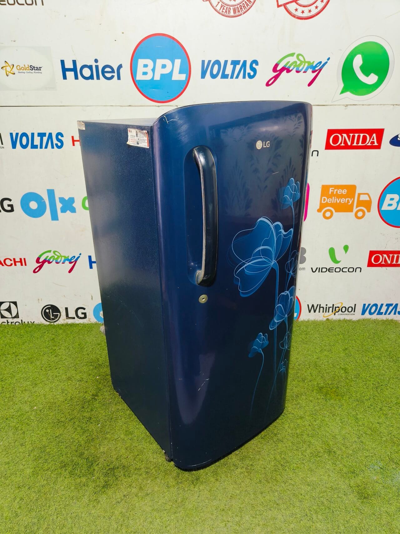 LG 4 star energy rating inbuilt stabiliser blue flower model 190 ltr single door refrigerator - Image 4