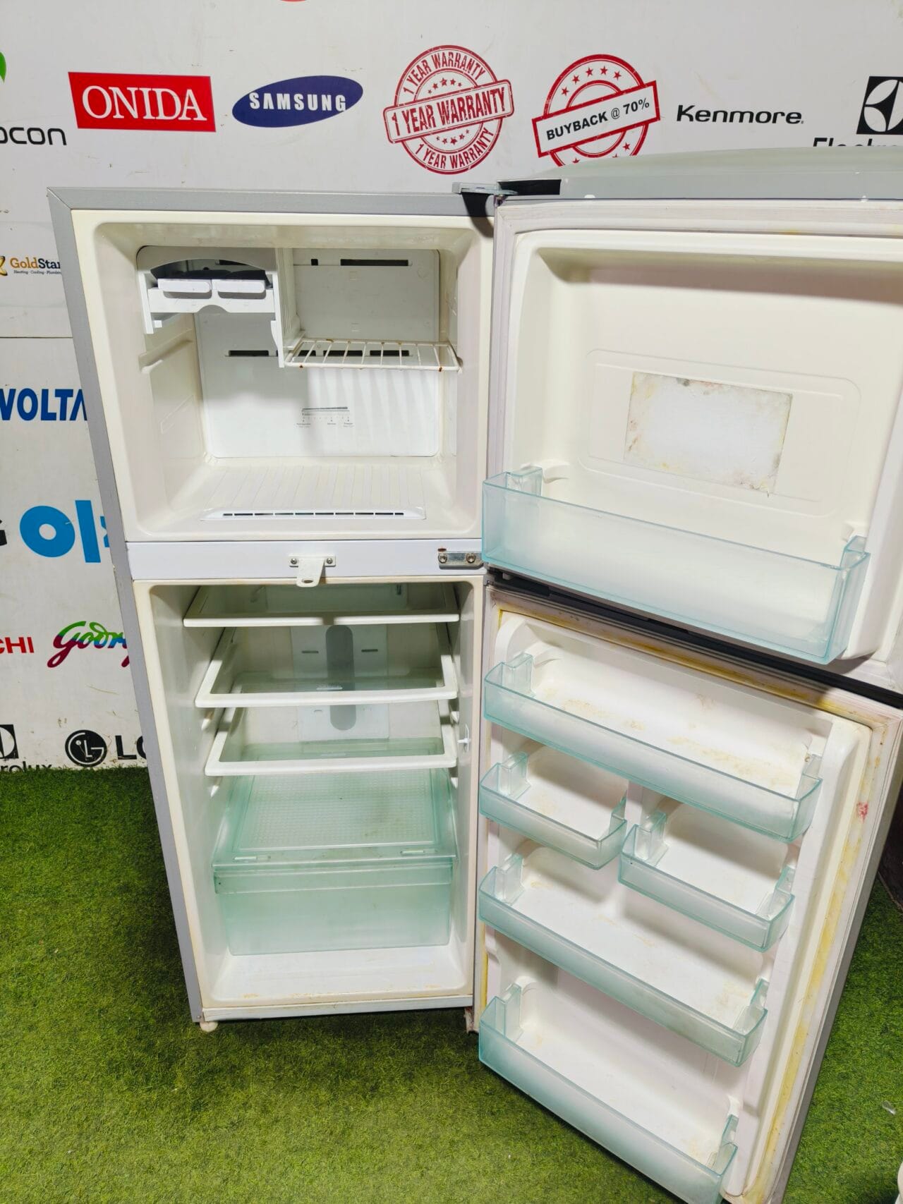 Samsung silver fresh 4 star energy rating inbuilt stabiliser 240 ltr gently used double door refrigerator - Image 3