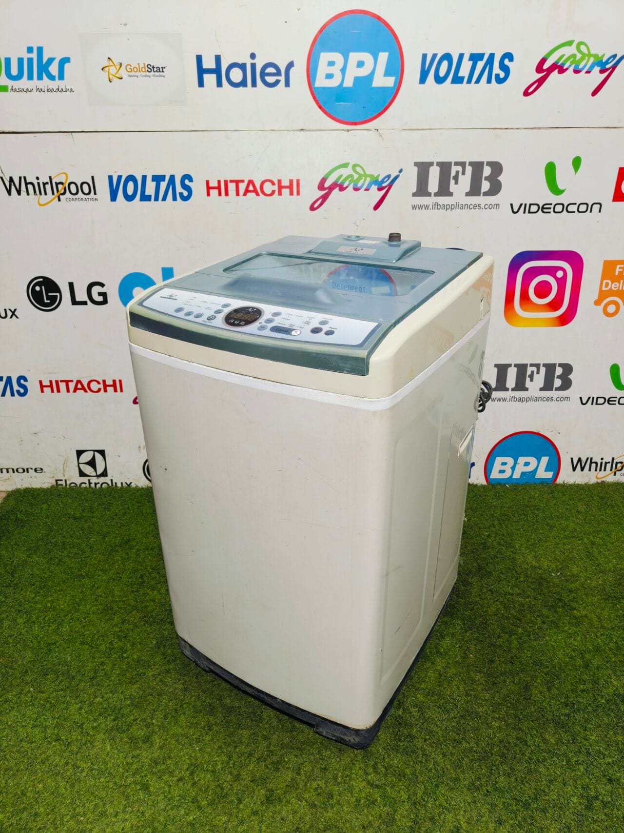Samsung AG plus silver nano technology 6.5 kg blue and white in colour fully automatic used top load washing machine - Image 4
