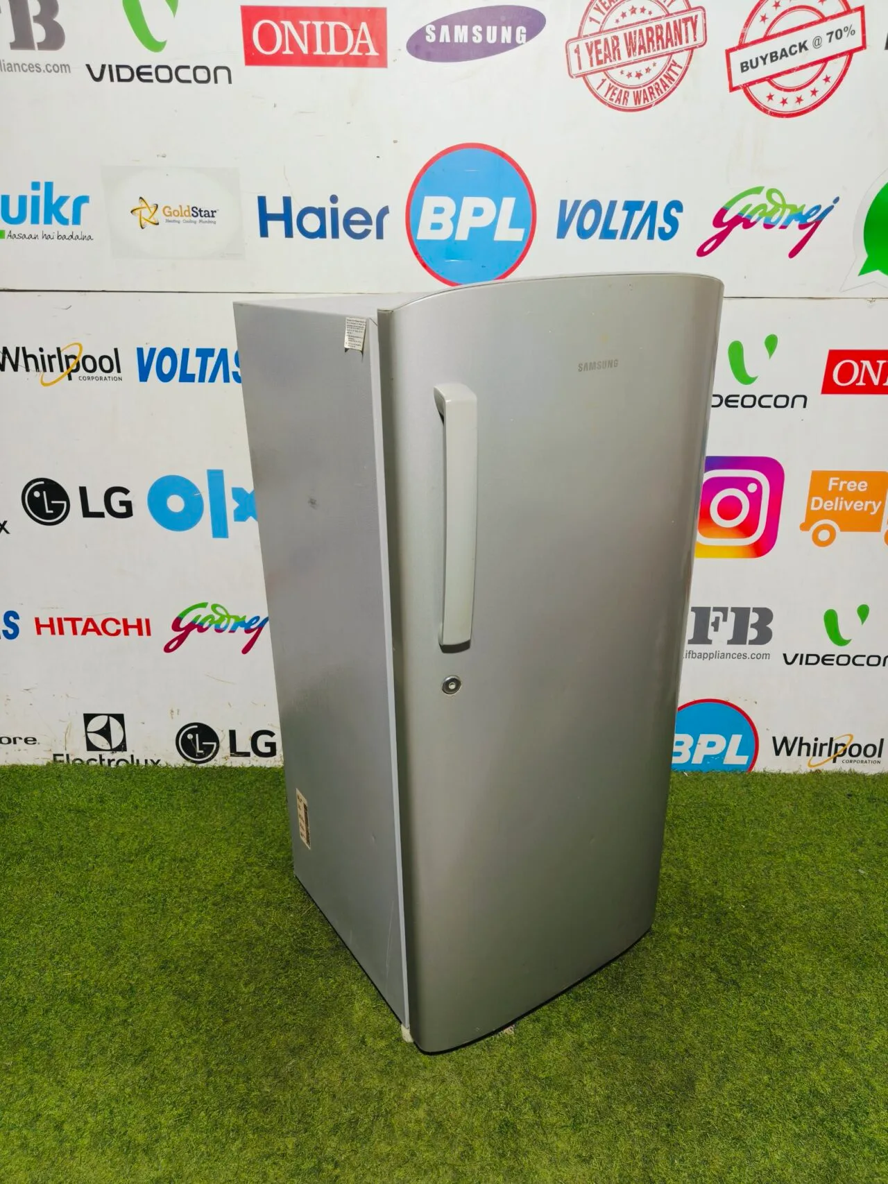 Samsung 5 star energy rating inbuilt stabiliser silver in colour 190 ltr gently used single door refrigerator - Image 4